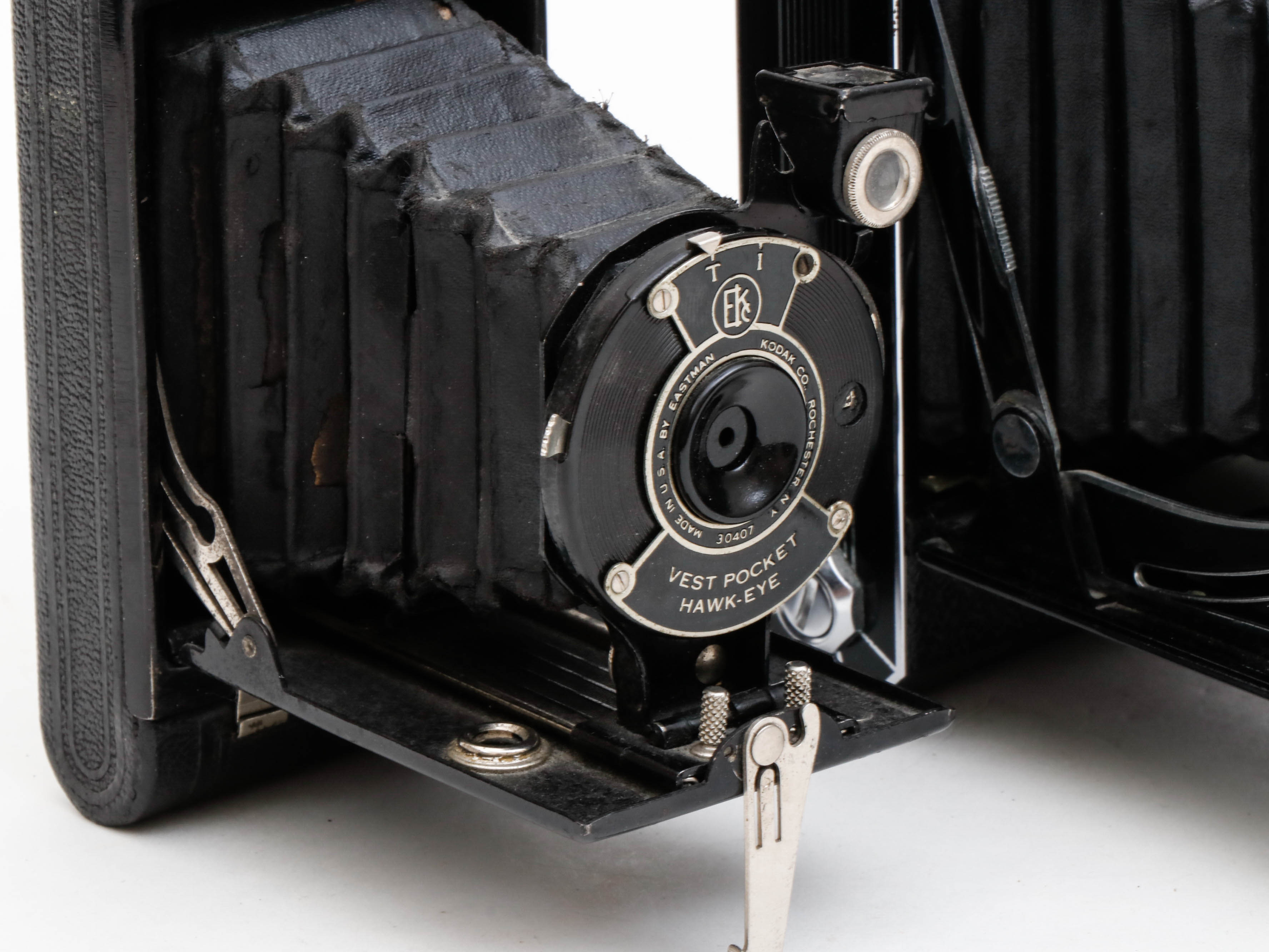 Kodak Vest Pocket Hawk-Eye, No. 1 Kodamatic and Compur Folding Cameras