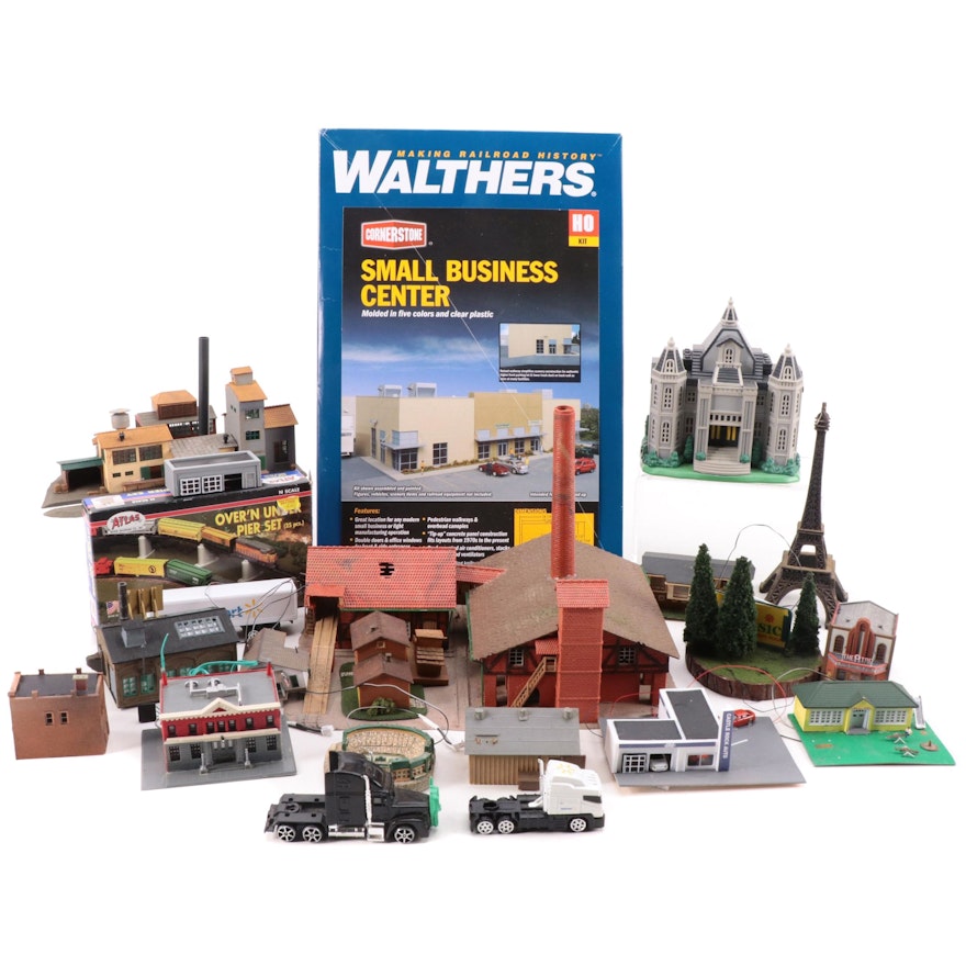 Walthers, Atlas, Other HO, N Scale Model Railway Buildings