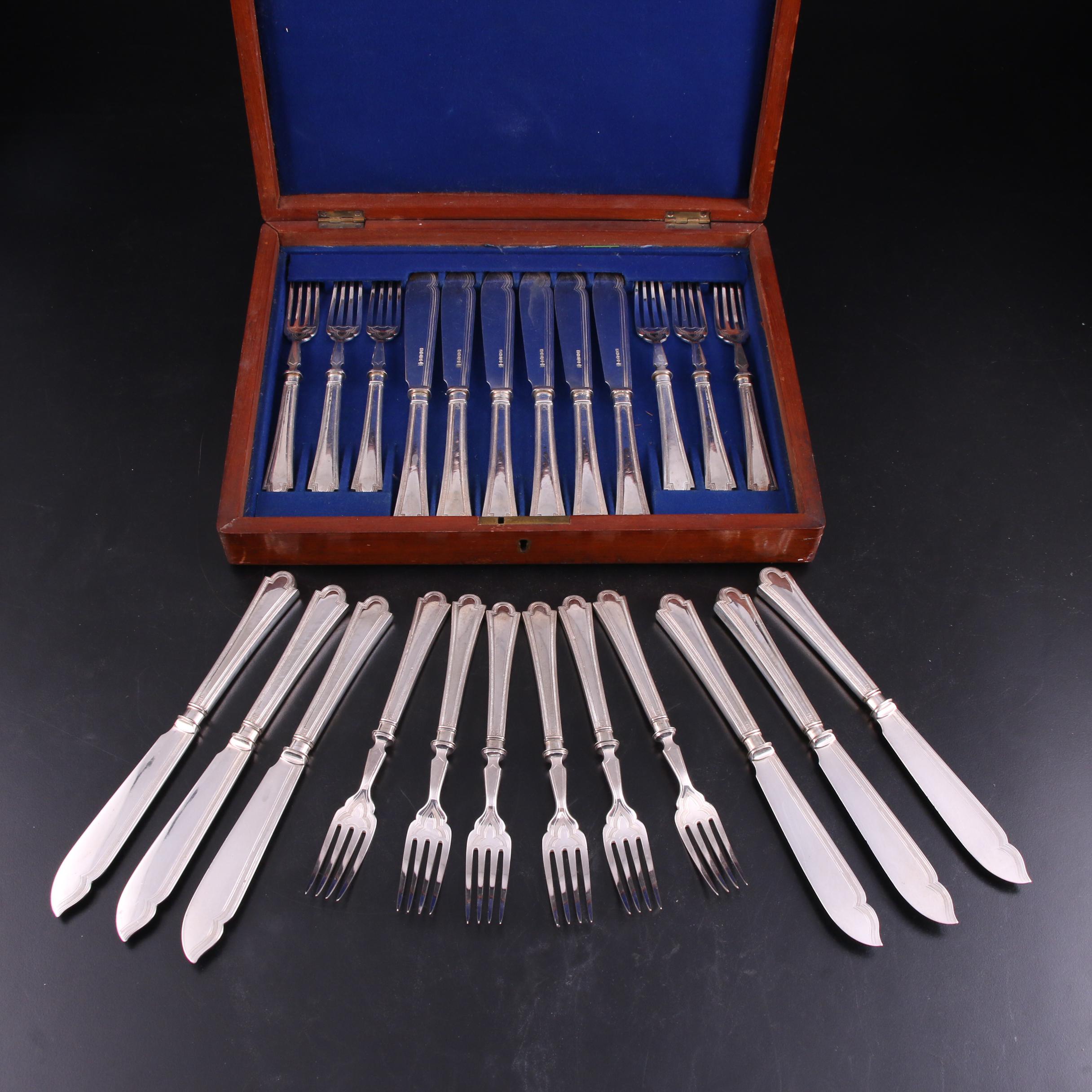 Martin Hall & Co. English Silver Plate Fish Flatware Set, Early 20th Century