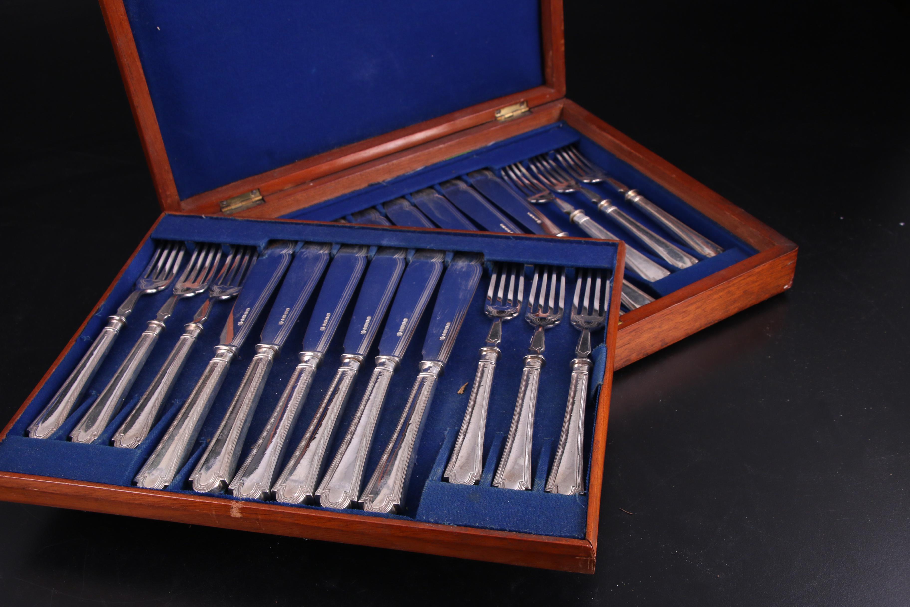 Martin Hall & Co. English Silver Plate Fish Flatware Set, Early 20th Century