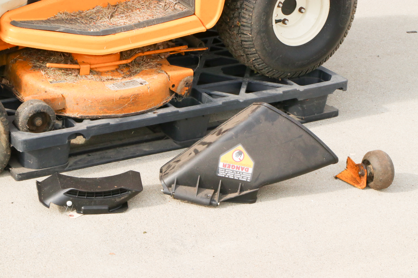 Cub Cadet 2146 Riding Lawnmower