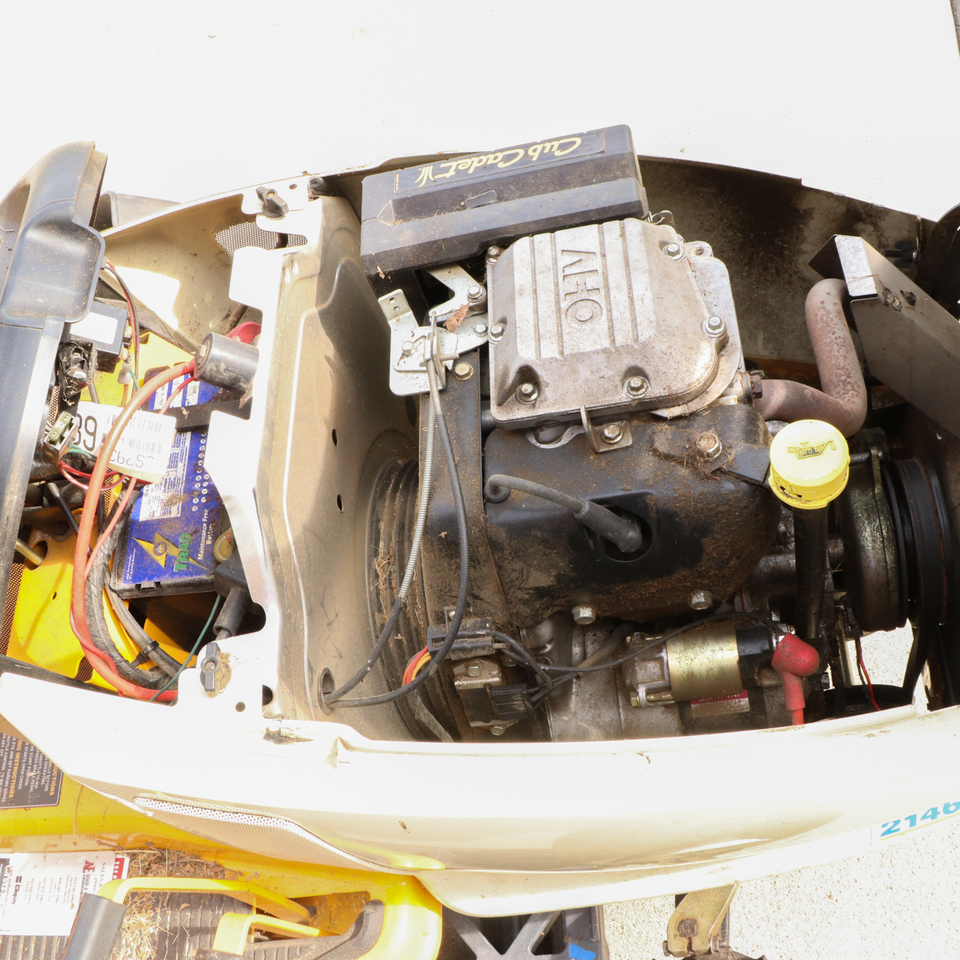 Cub Cadet 2146 Riding Lawnmower