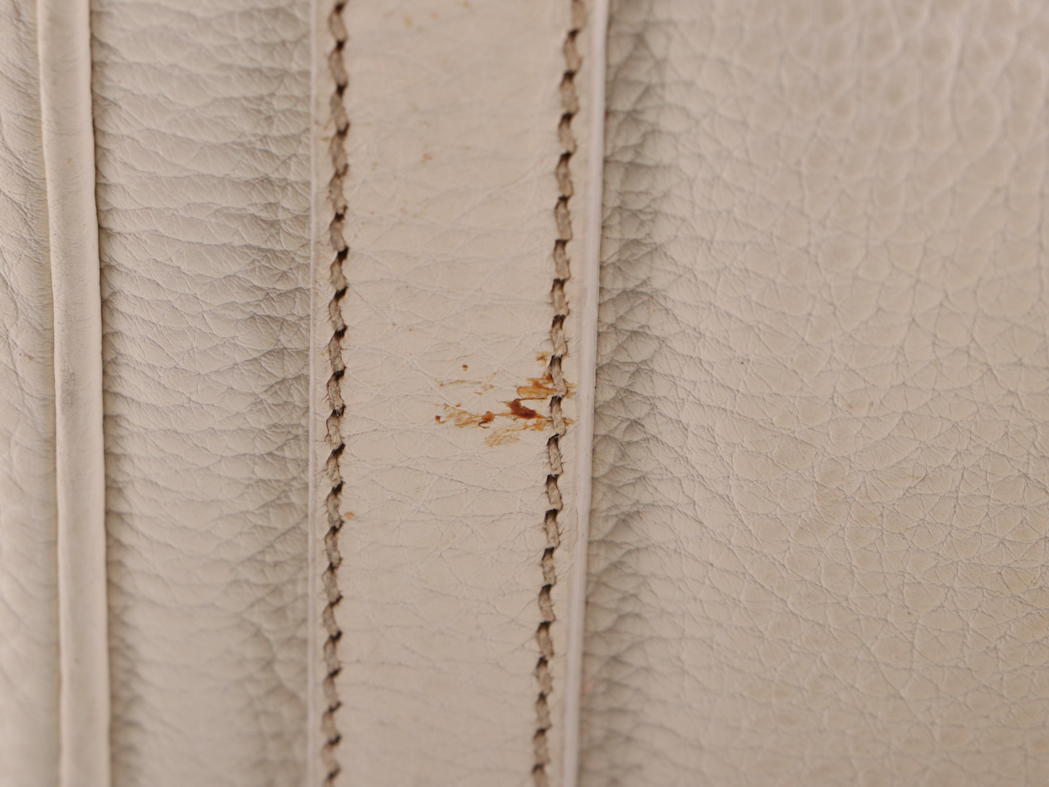 Prada Shoulder Tote Bag Large in White Vitello Daino Leather with Zip Pouch