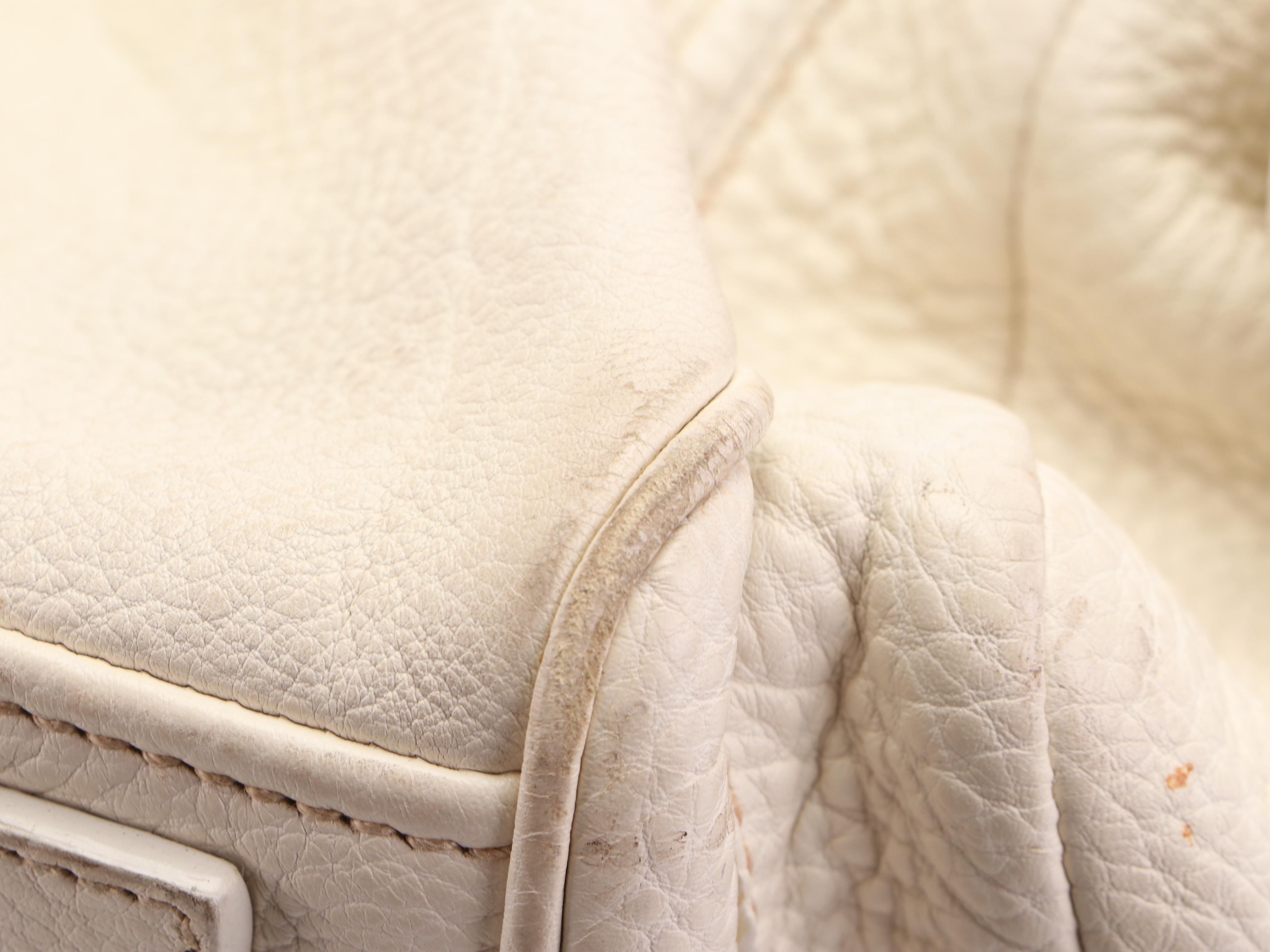 Prada Shoulder Tote Bag Large in White Vitello Daino Leather with Zip Pouch