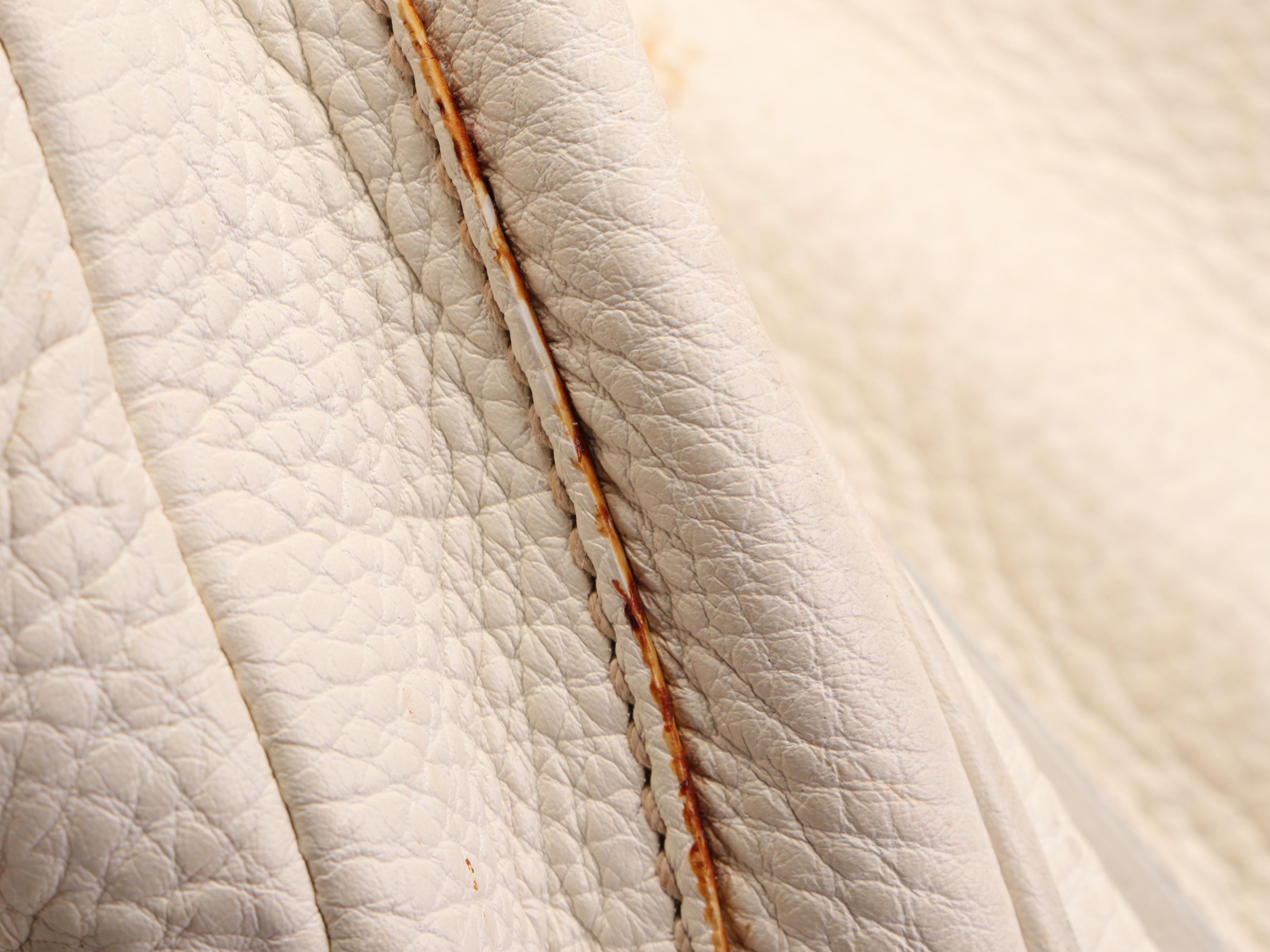 Prada Shoulder Tote Bag Large in White Vitello Daino Leather with Zip Pouch