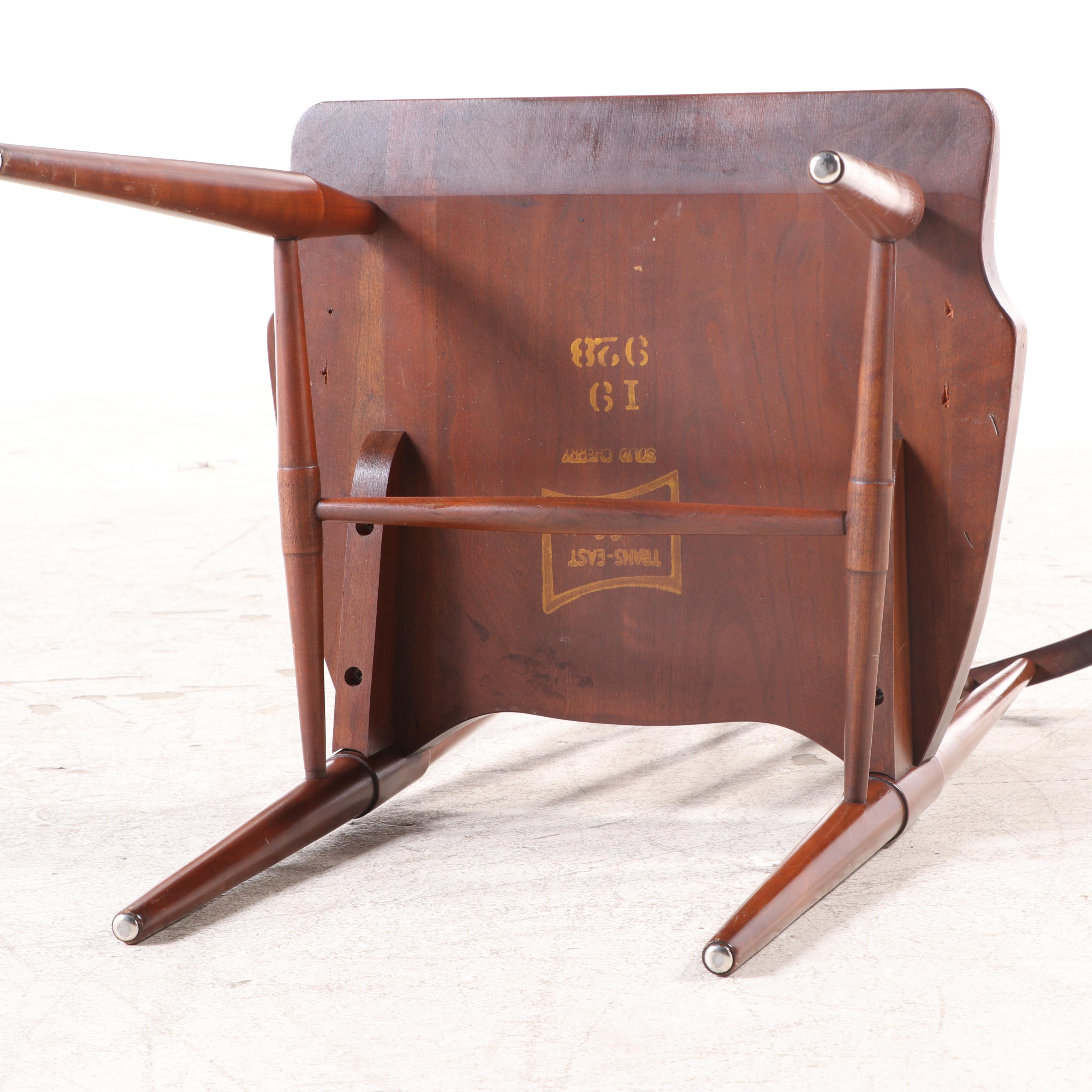 Willett "Trans-East" Cherry Drop-Leaf Dining Table and Chairs, Mid-20th Century