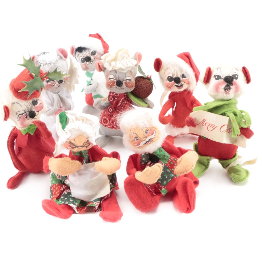 Annalee Mobilitee Christmas Mice and Santa Claus Doll Figurines