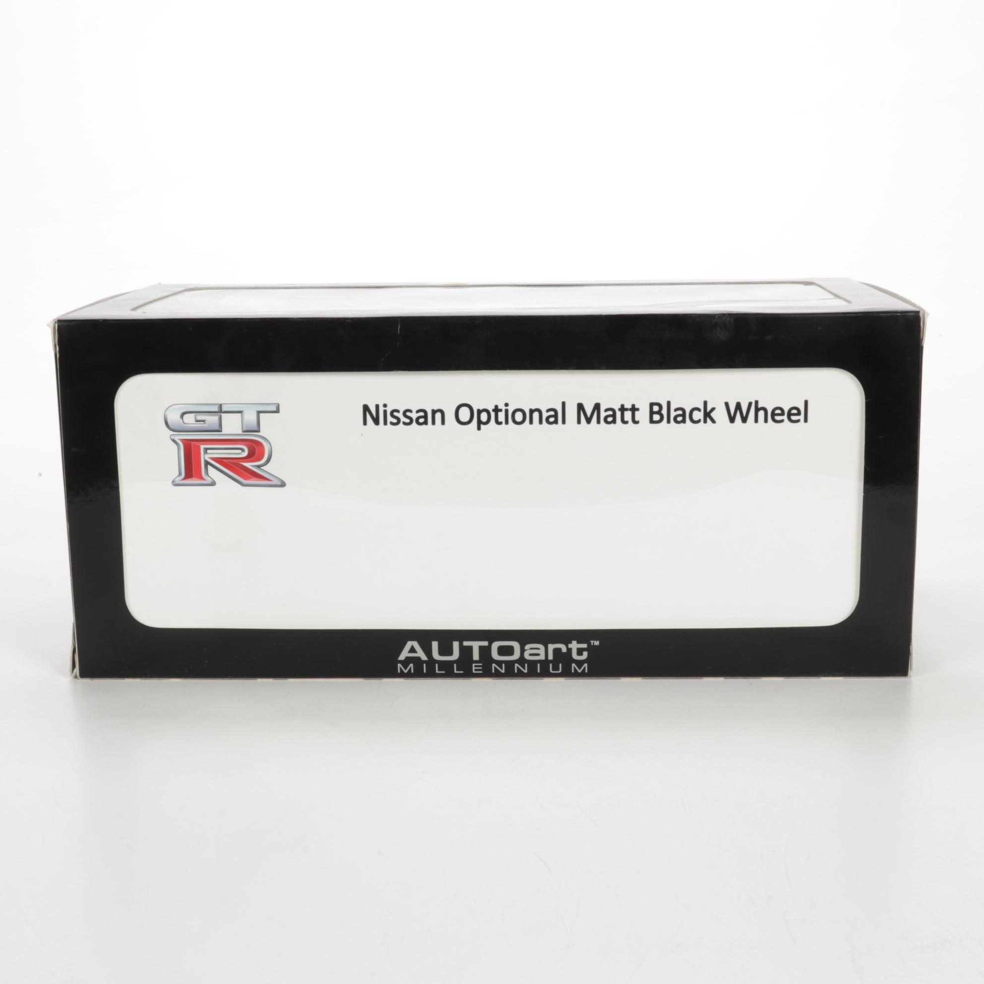 Limited Edition Autoart Millennium Nissan GT-R 1:18 Scale Model Car