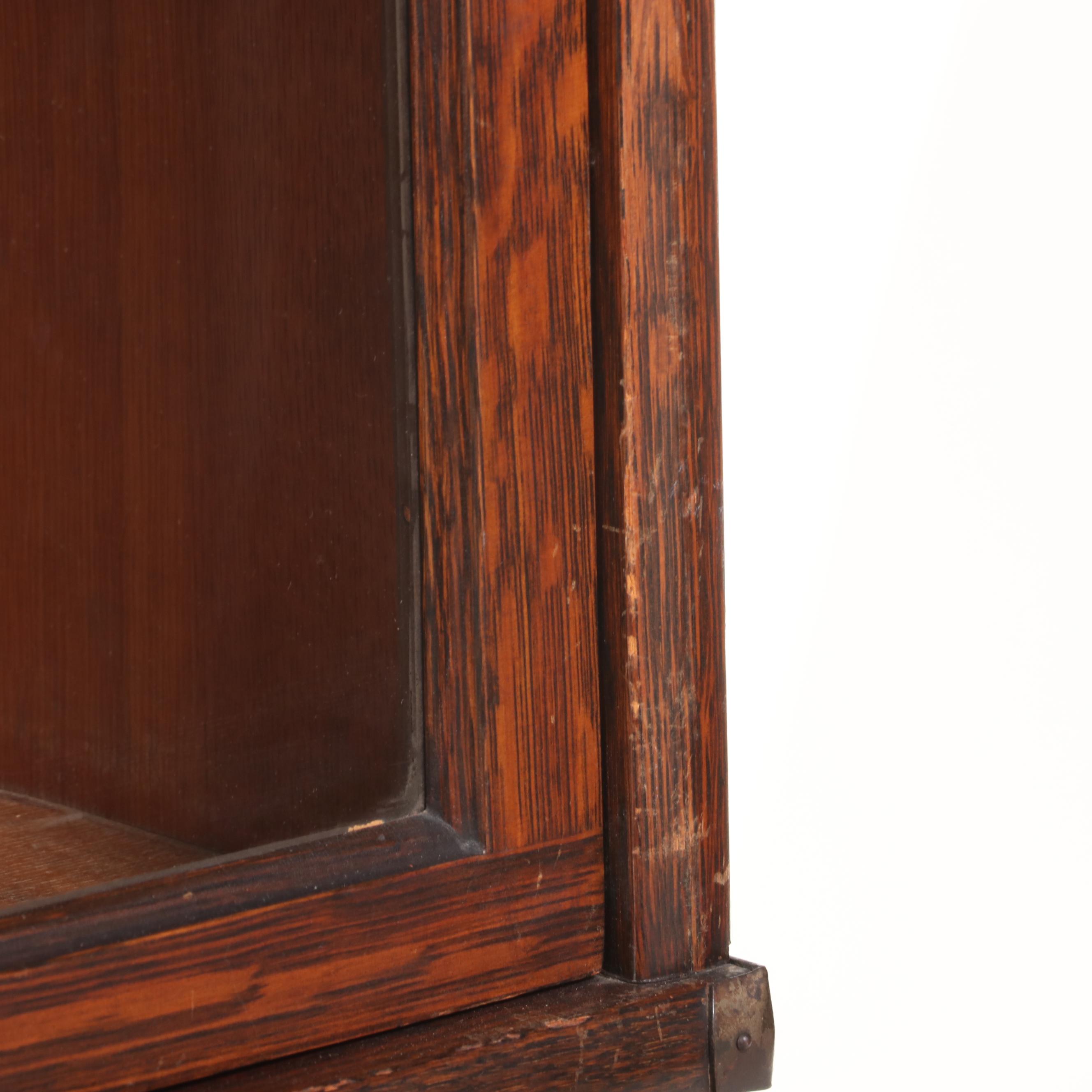 Globe-Wernicke Oak Five-Stack Sectional Barrister's Bookcase, Early 20th Century