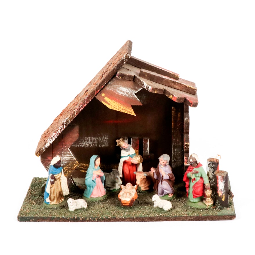 Italian-Made Wooden and Composite Nativity Set