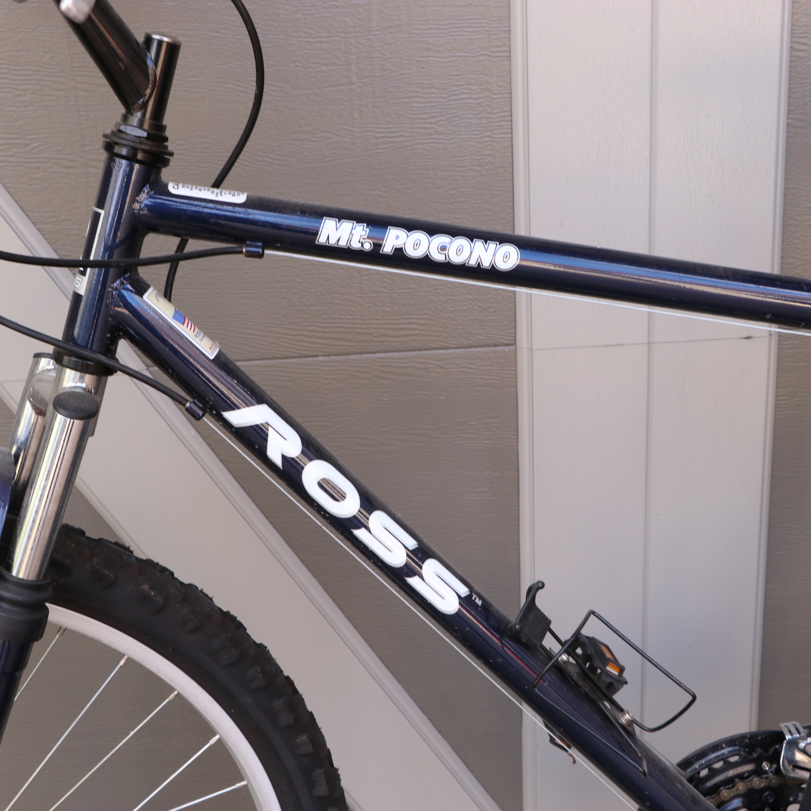 Ross Mt. Pocono 21-Speed Black Mountain Bike