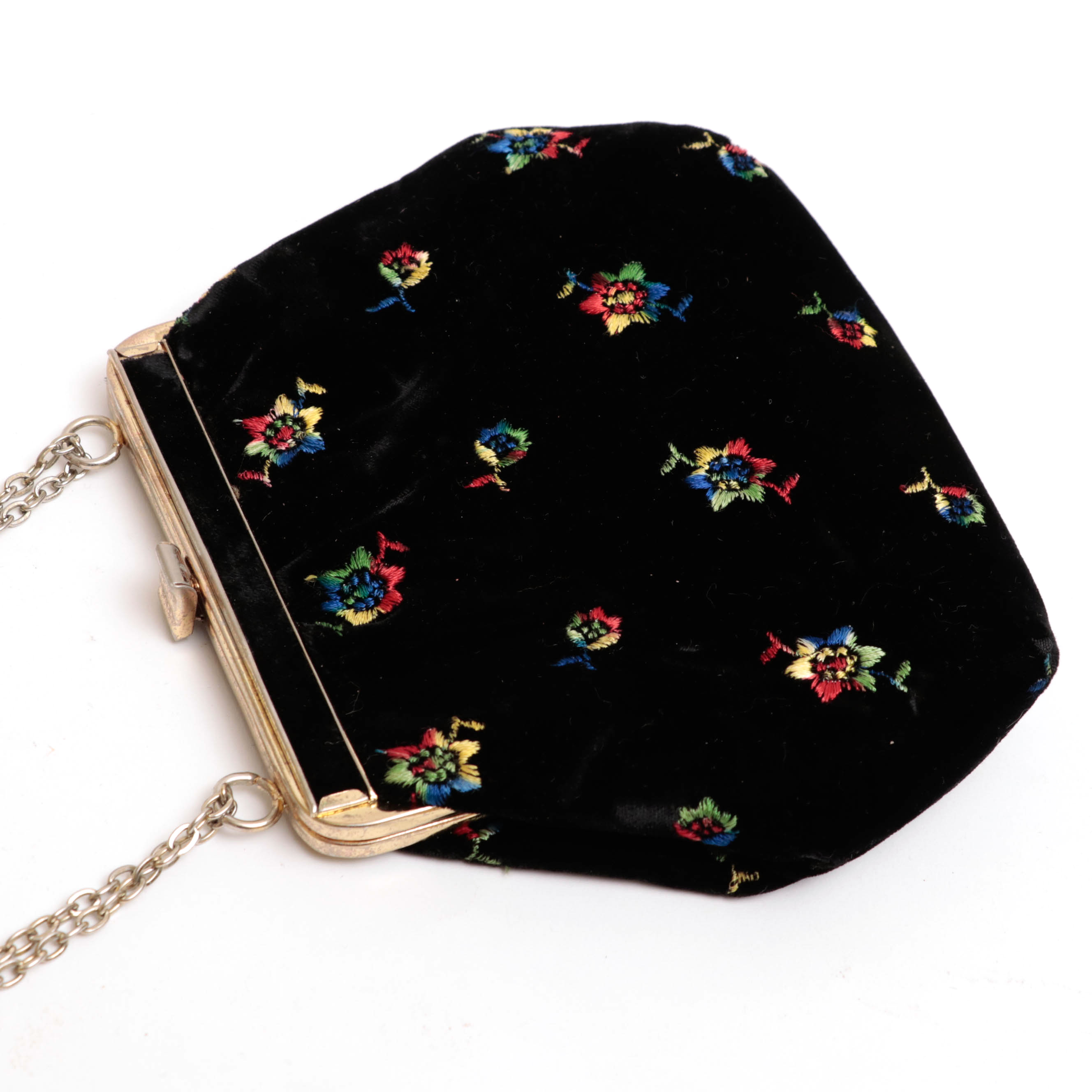 Souré, Genung's, Union Made and Other Handbags, Hats and Crocheted Gloves