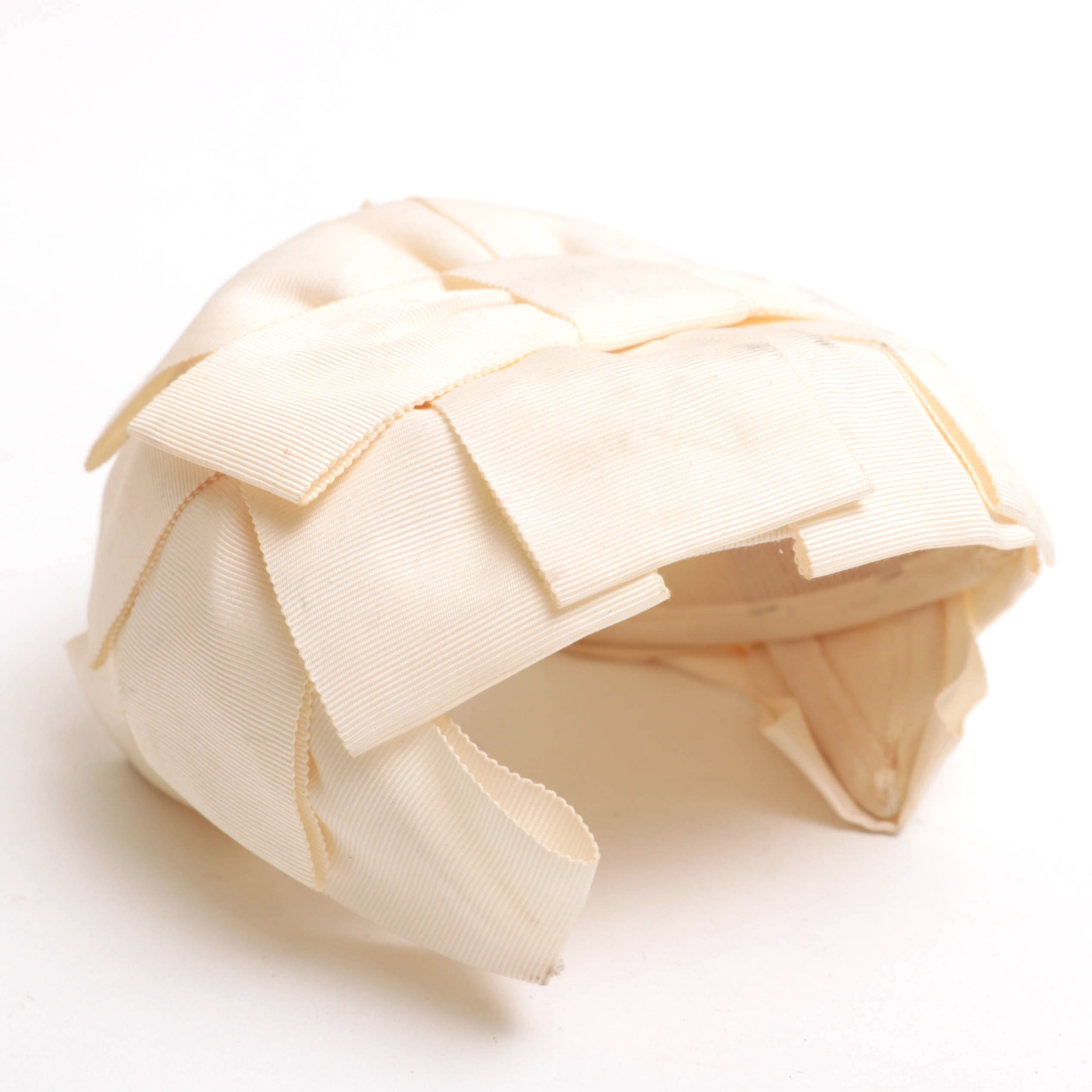 Souré, Genung's, Union Made and Other Handbags, Hats and Crocheted Gloves