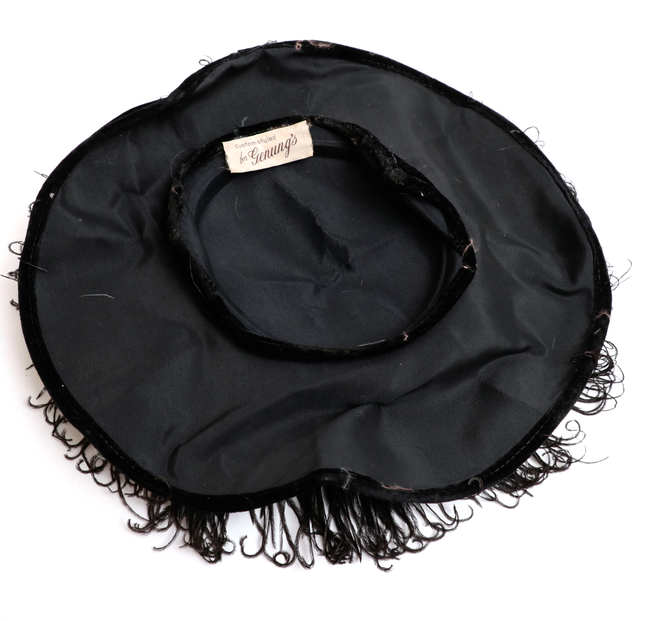 Souré, Genung's, Union Made and Other Handbags, Hats and Crocheted Gloves