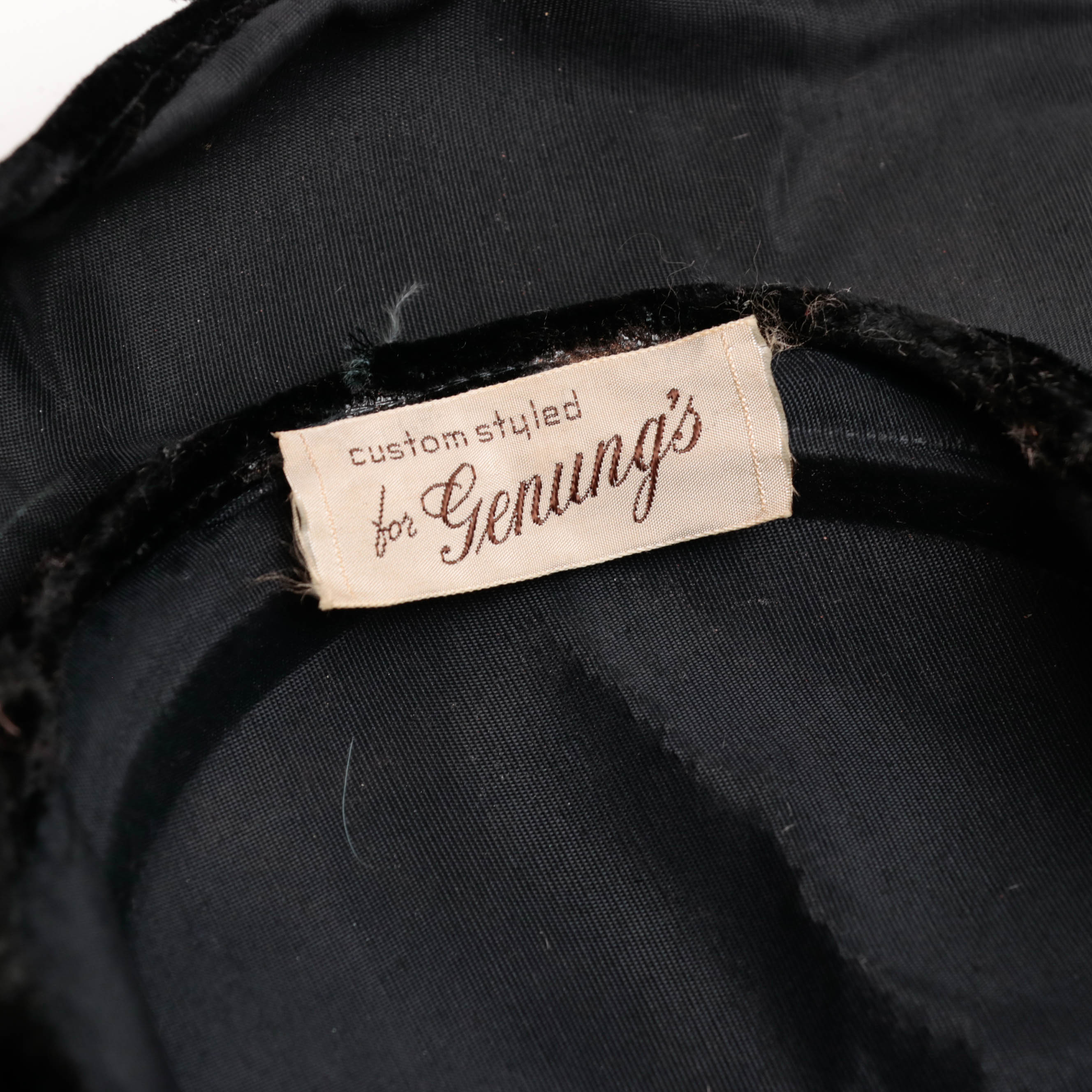 Souré, Genung's, Union Made and Other Handbags, Hats and Crocheted Gloves