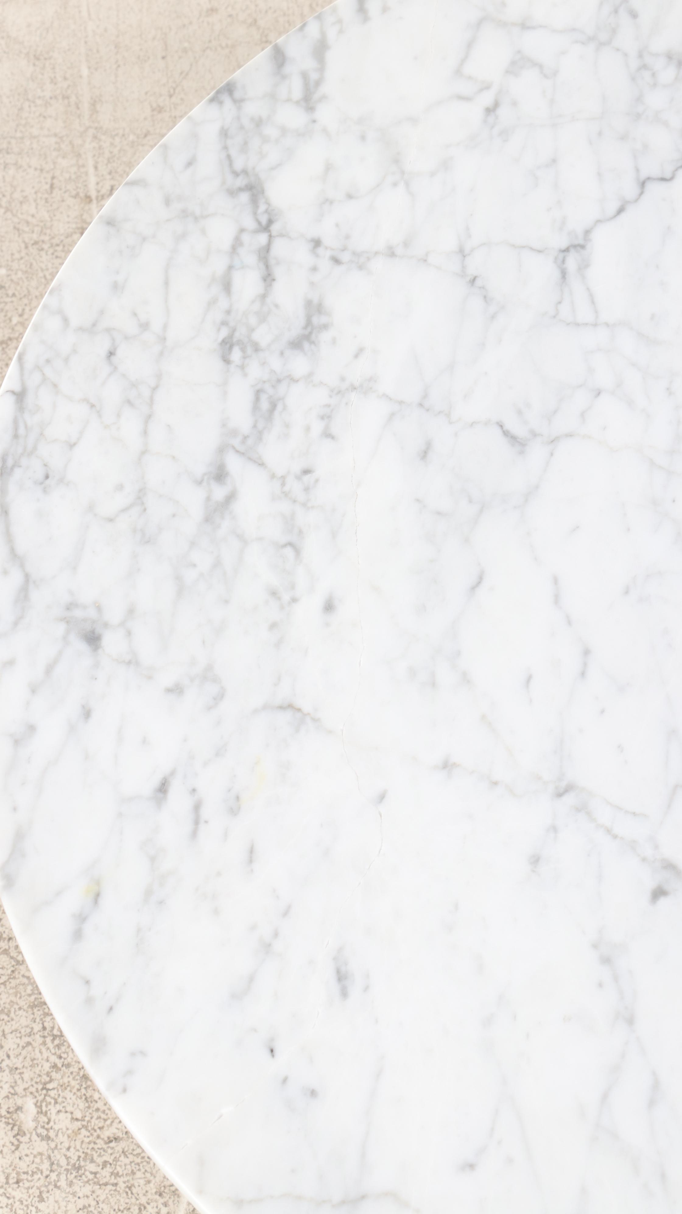 Article "Tromso" Brass-Plated Steel and White Marble Coffee Table