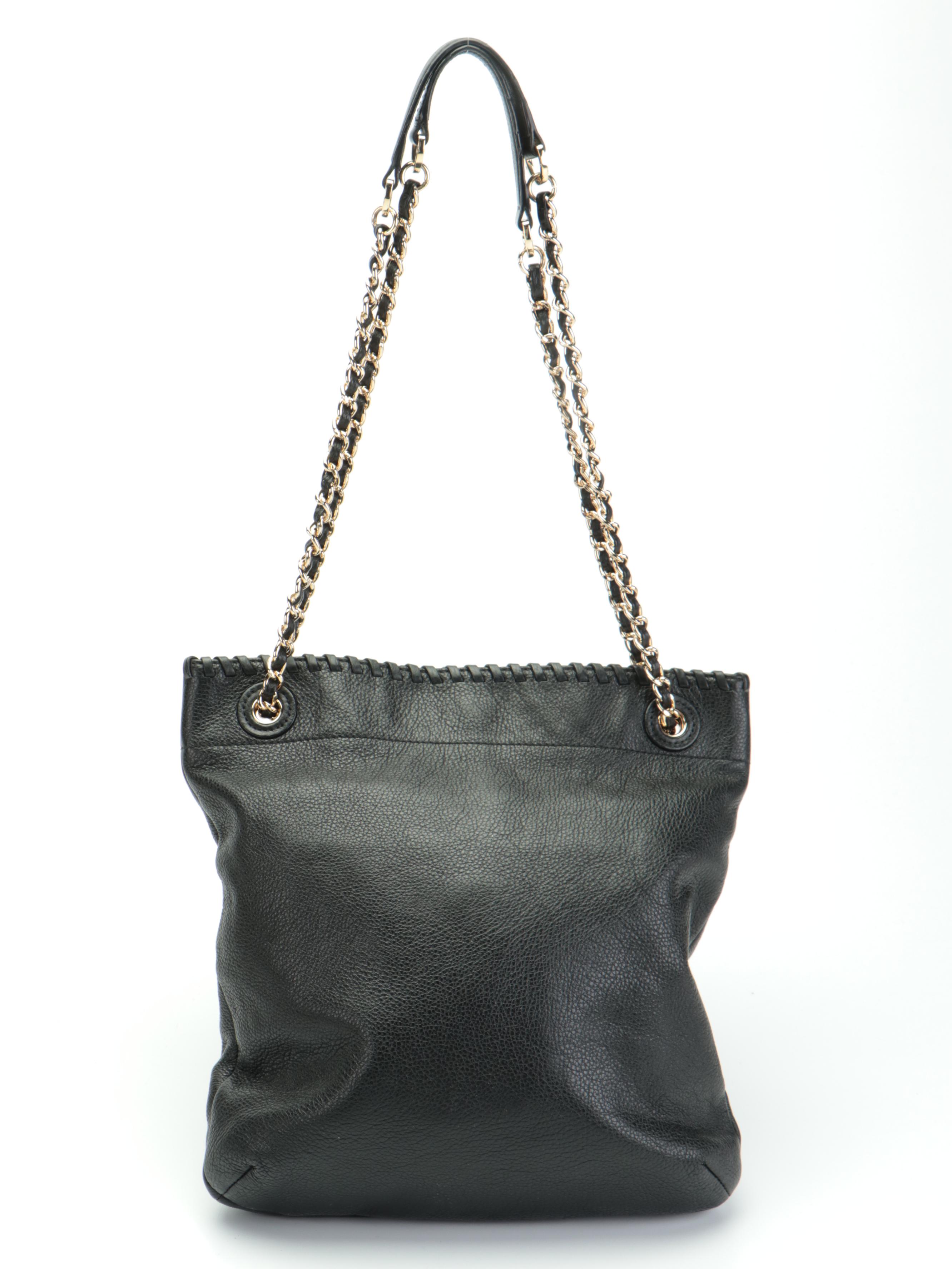 Tory Burch Shoulder Bags in Aubergine and Black Leather Interwoven Chain Straps