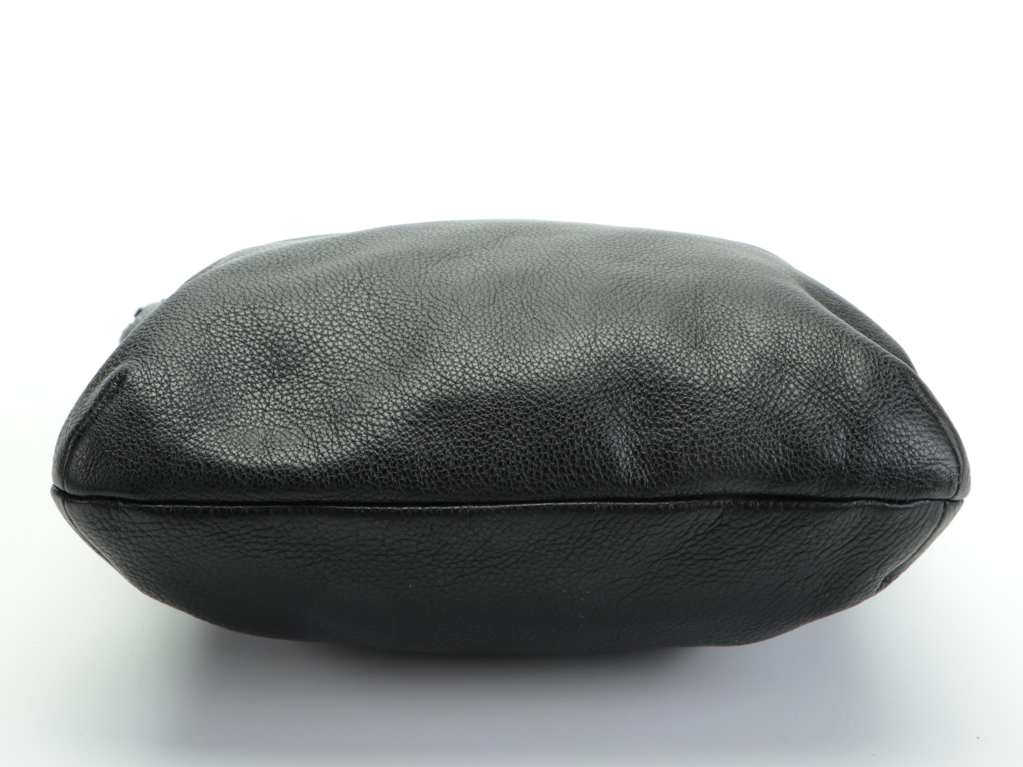 Tory Burch Shoulder Bags in Aubergine and Black Leather Interwoven Chain Straps