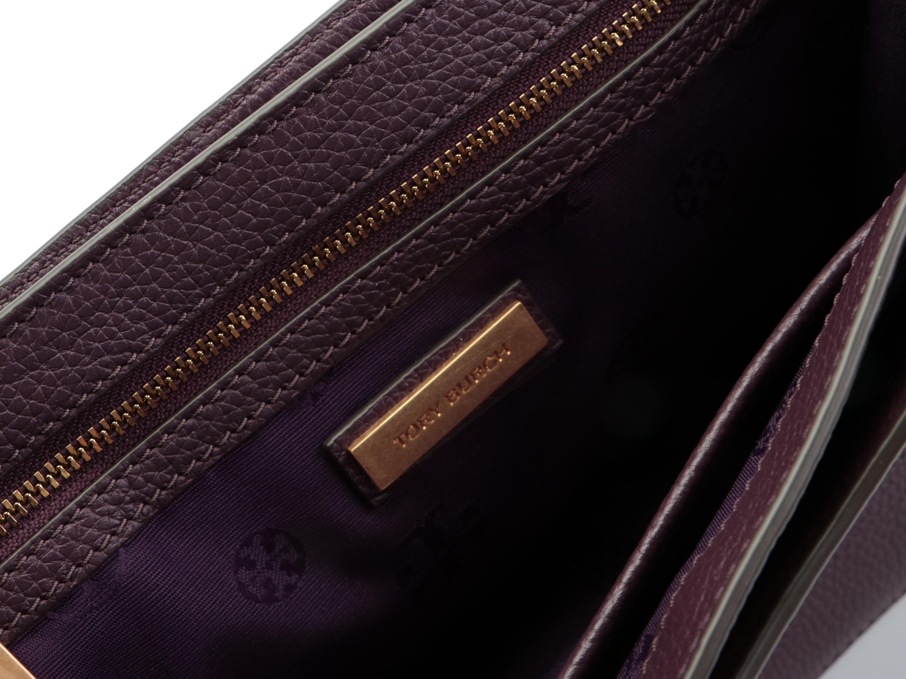 Tory Burch Shoulder Bags in Aubergine and Black Leather Interwoven Chain Straps