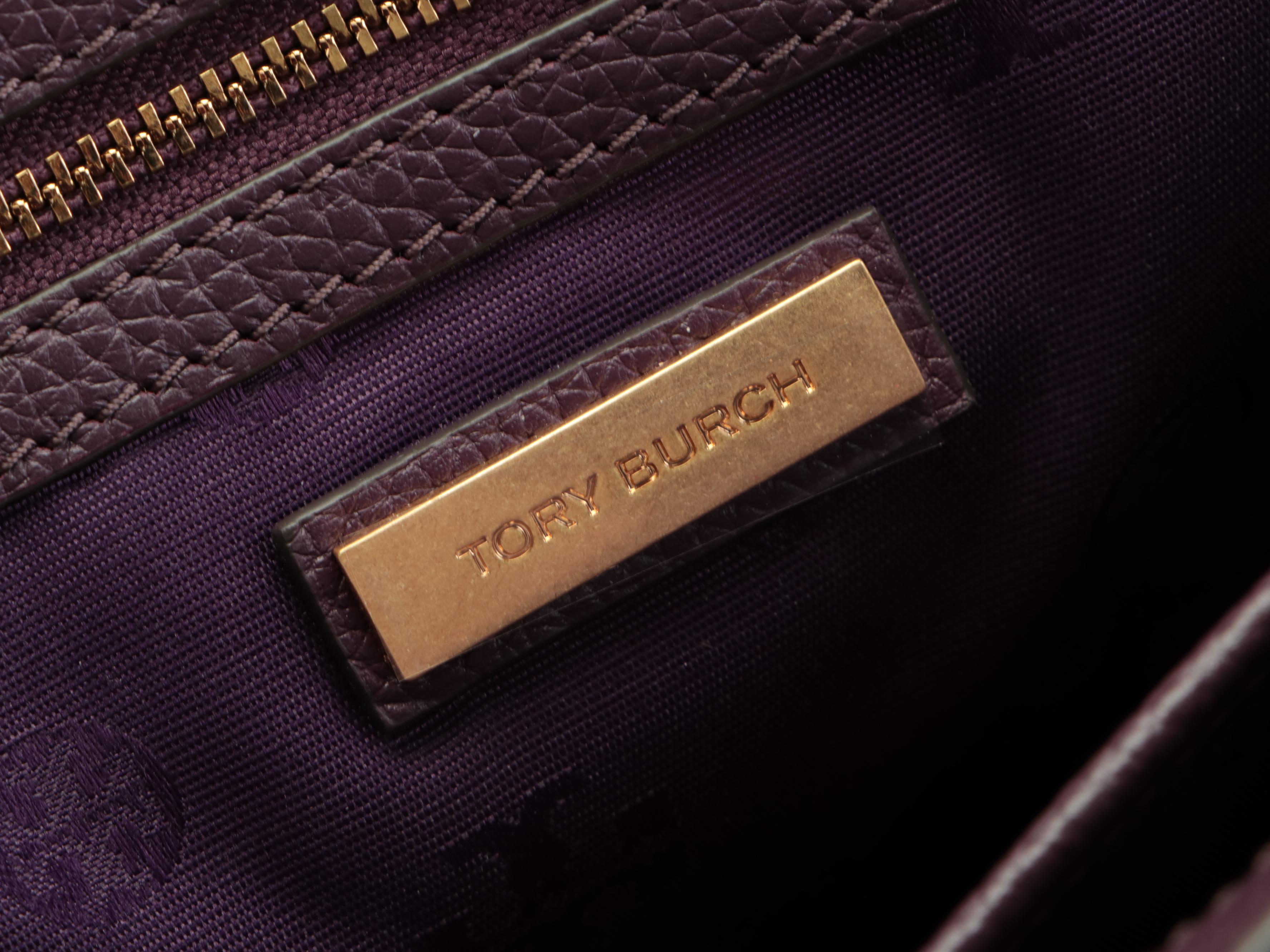 Tory Burch Shoulder Bags in Aubergine and Black Leather Interwoven Chain Straps