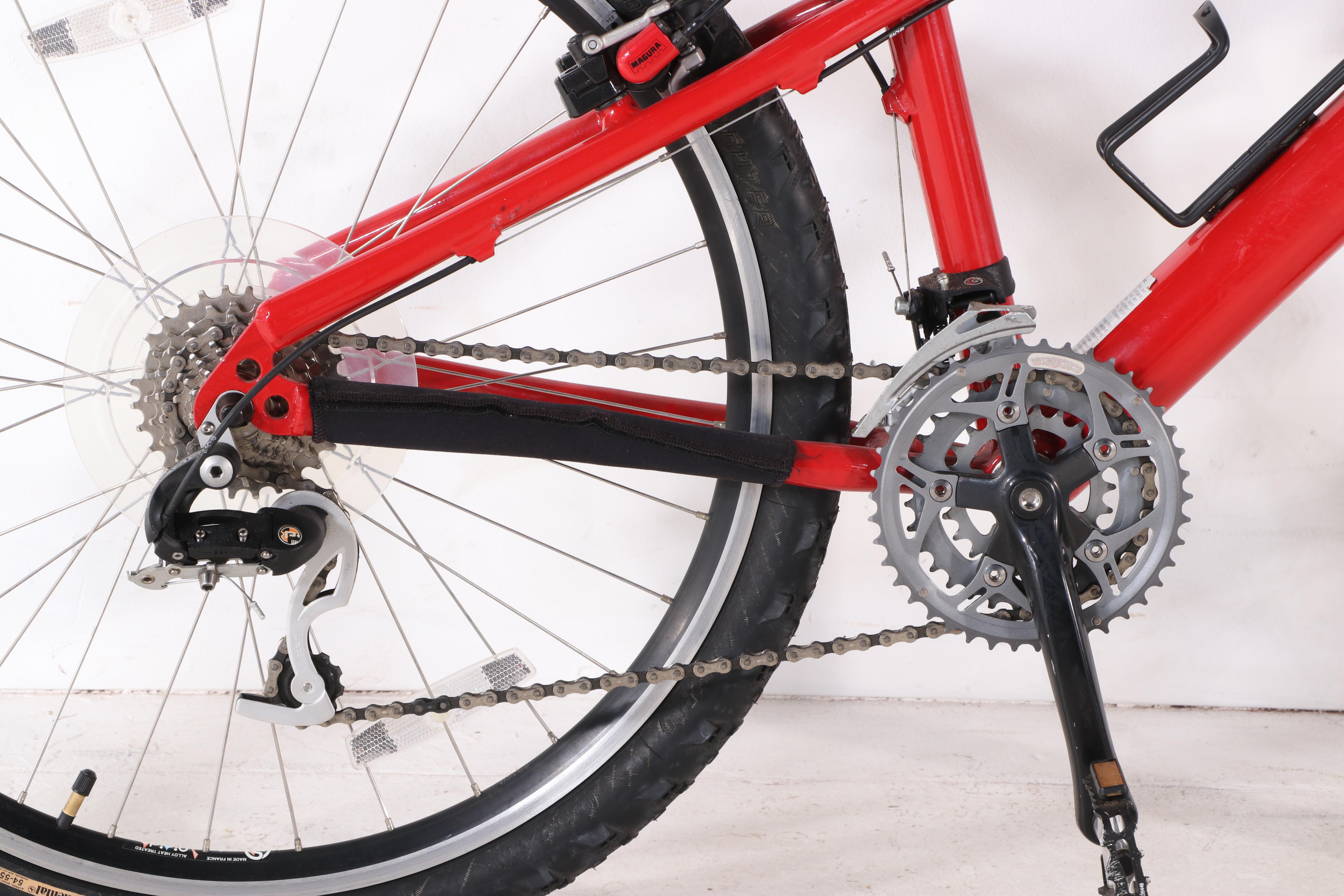 Porsche 24" Mountain Bicycle with Vuelta Bassano Leather Seat