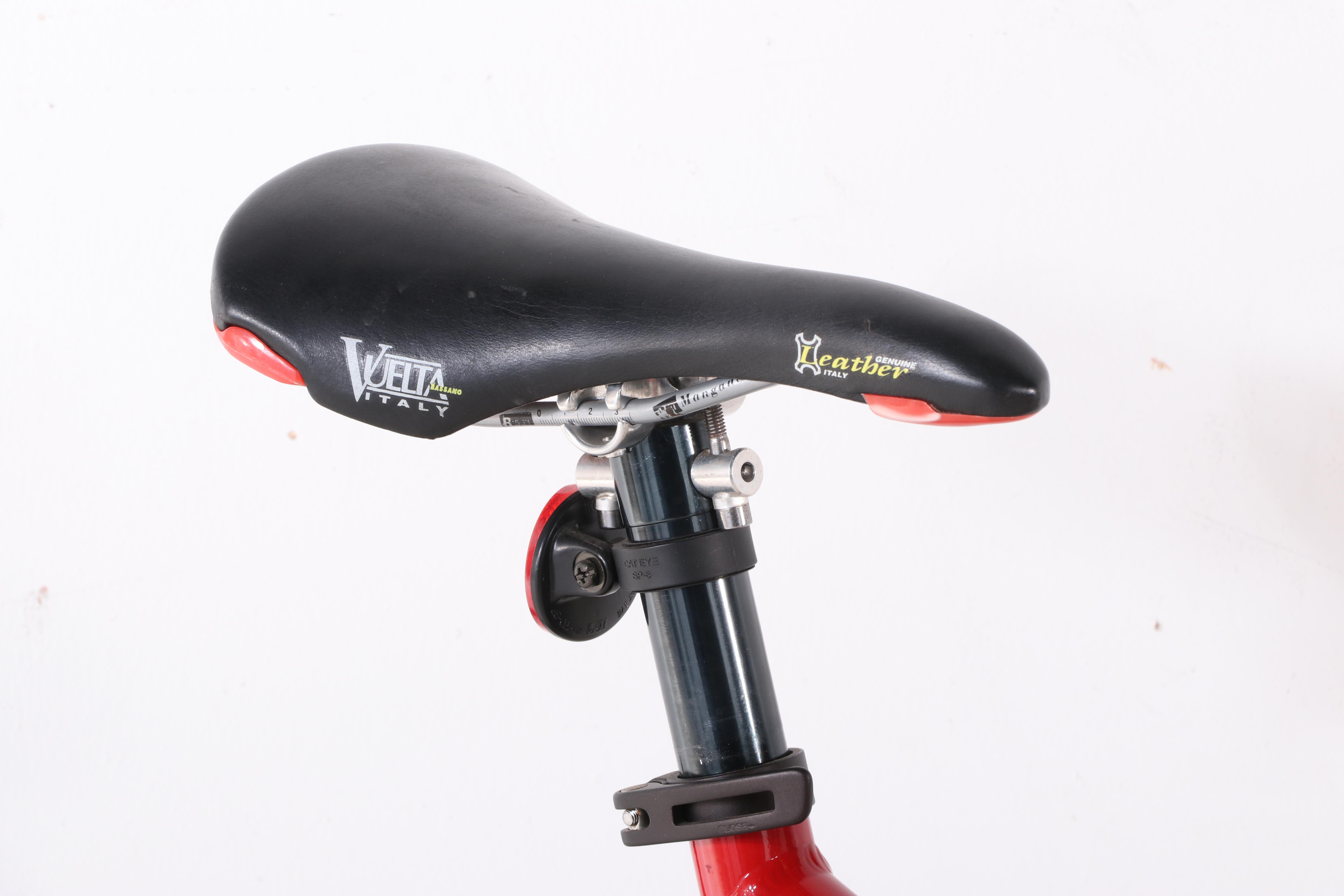 Porsche 24" Mountain Bicycle with Vuelta Bassano Leather Seat