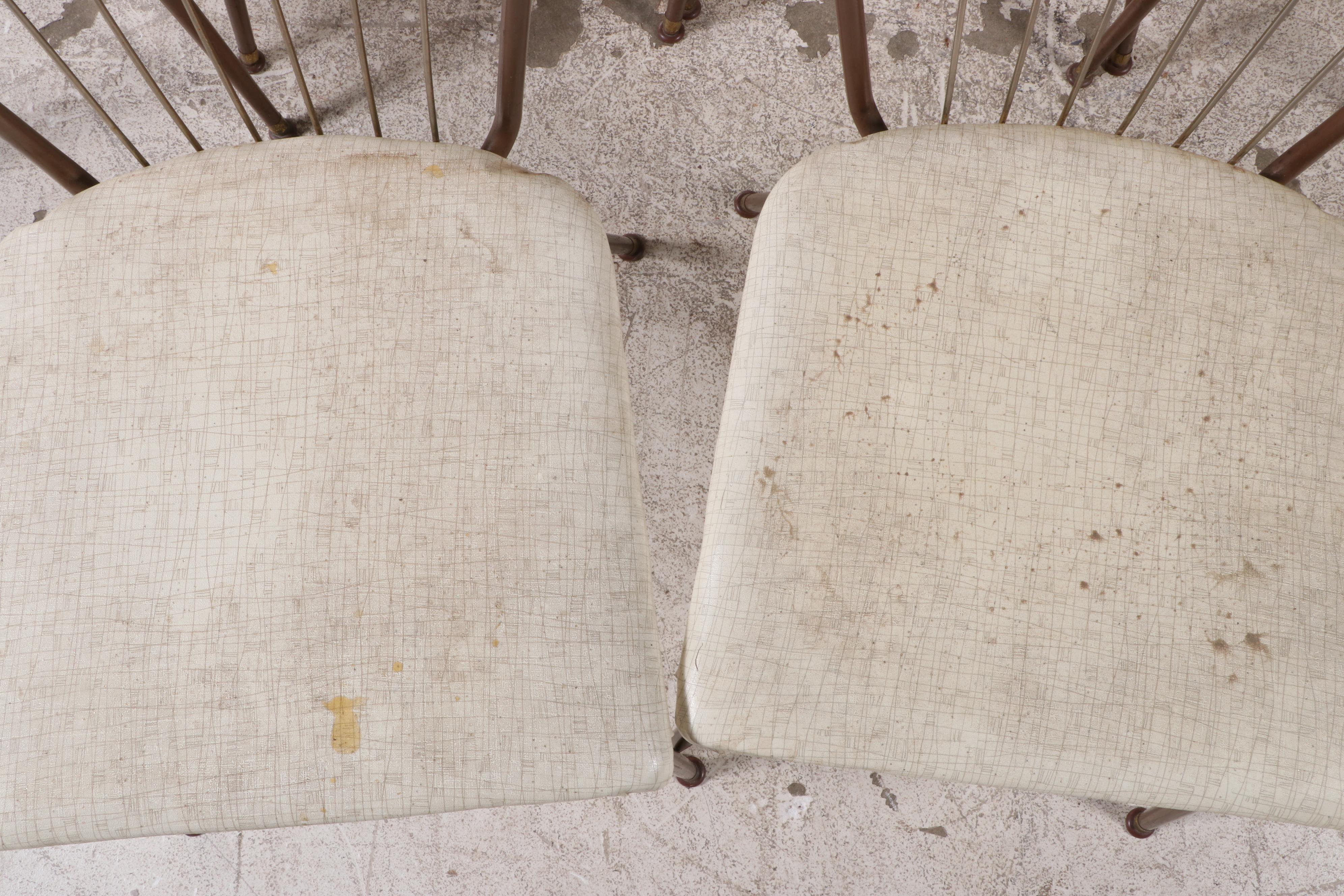Daystrom Formica Top Round Dining Table with Leaf and Chairs, Late 20th Century