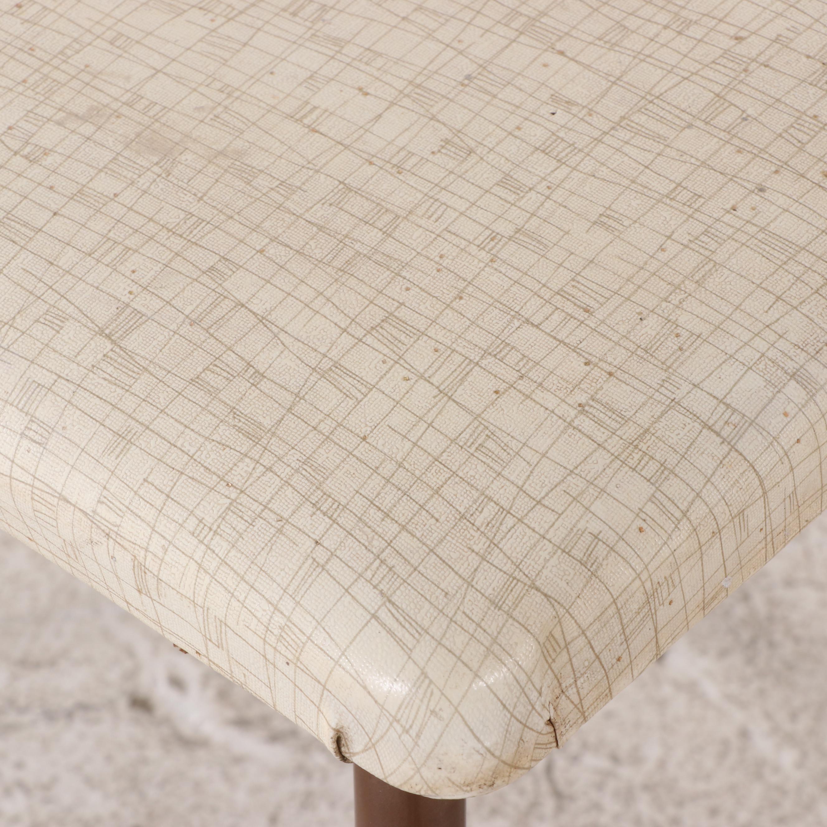 Daystrom Formica Top Round Dining Table with Leaf and Chairs, Late 20th Century