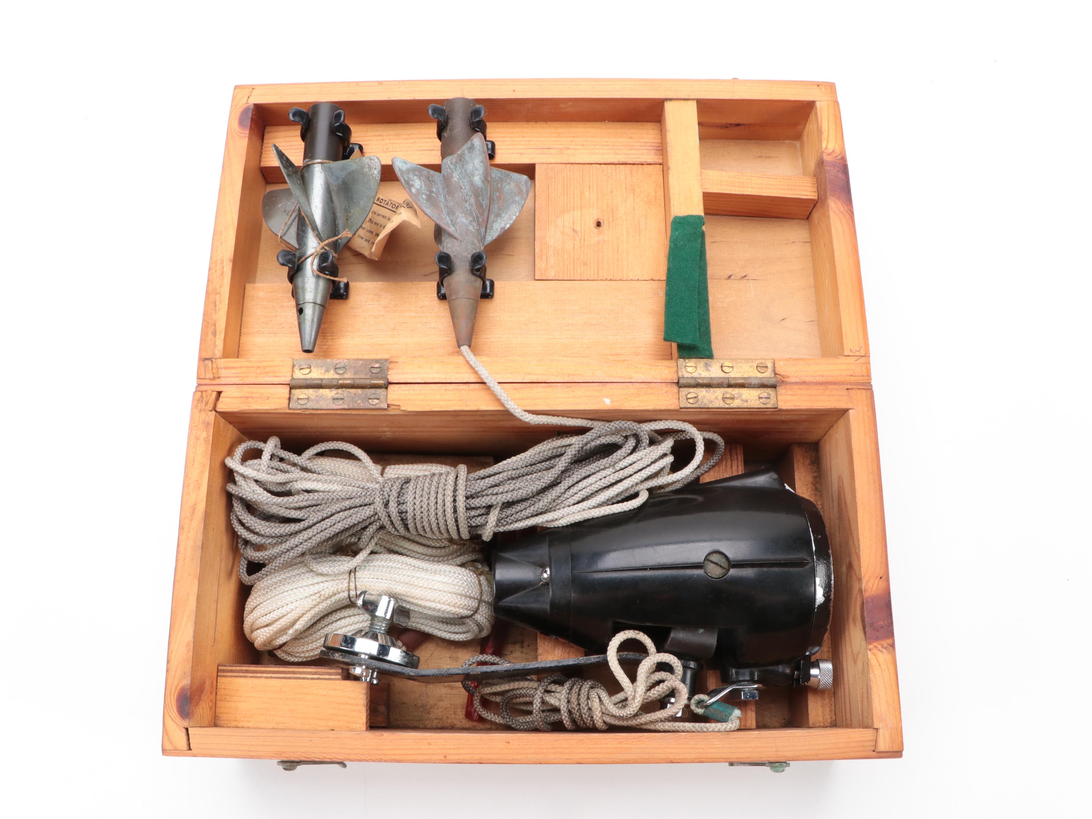 Thomas Walker Knotmaster Log MK III in Wooden Case, Hamilton Watch Display Case