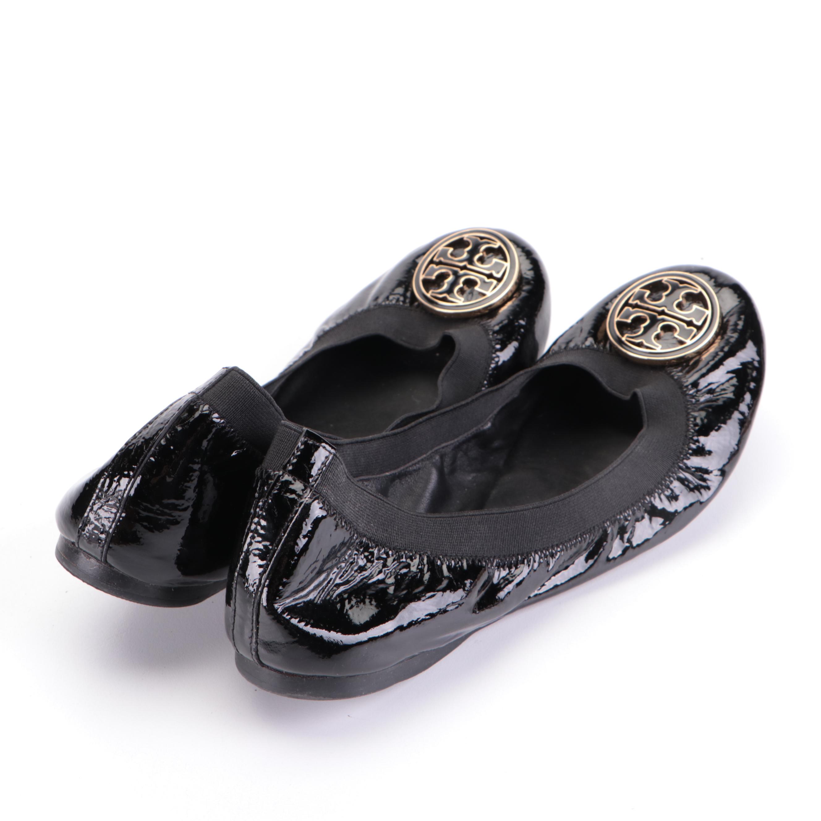 Tory Burch Caroline Flats in Patent Leather and Suede