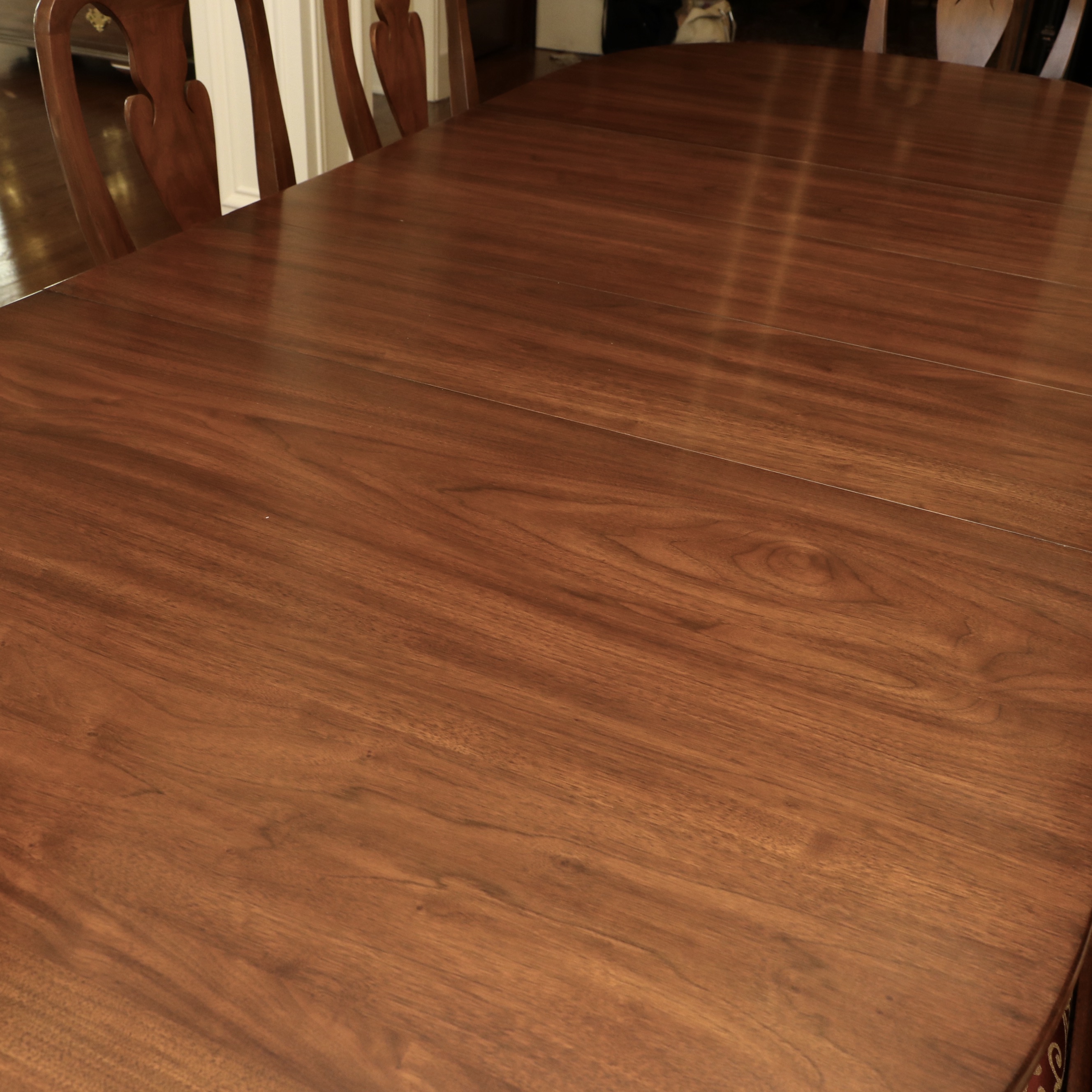 Henkel-Harris "Virginia Galleries" Queen Anne Style Black Walnut Dining Set