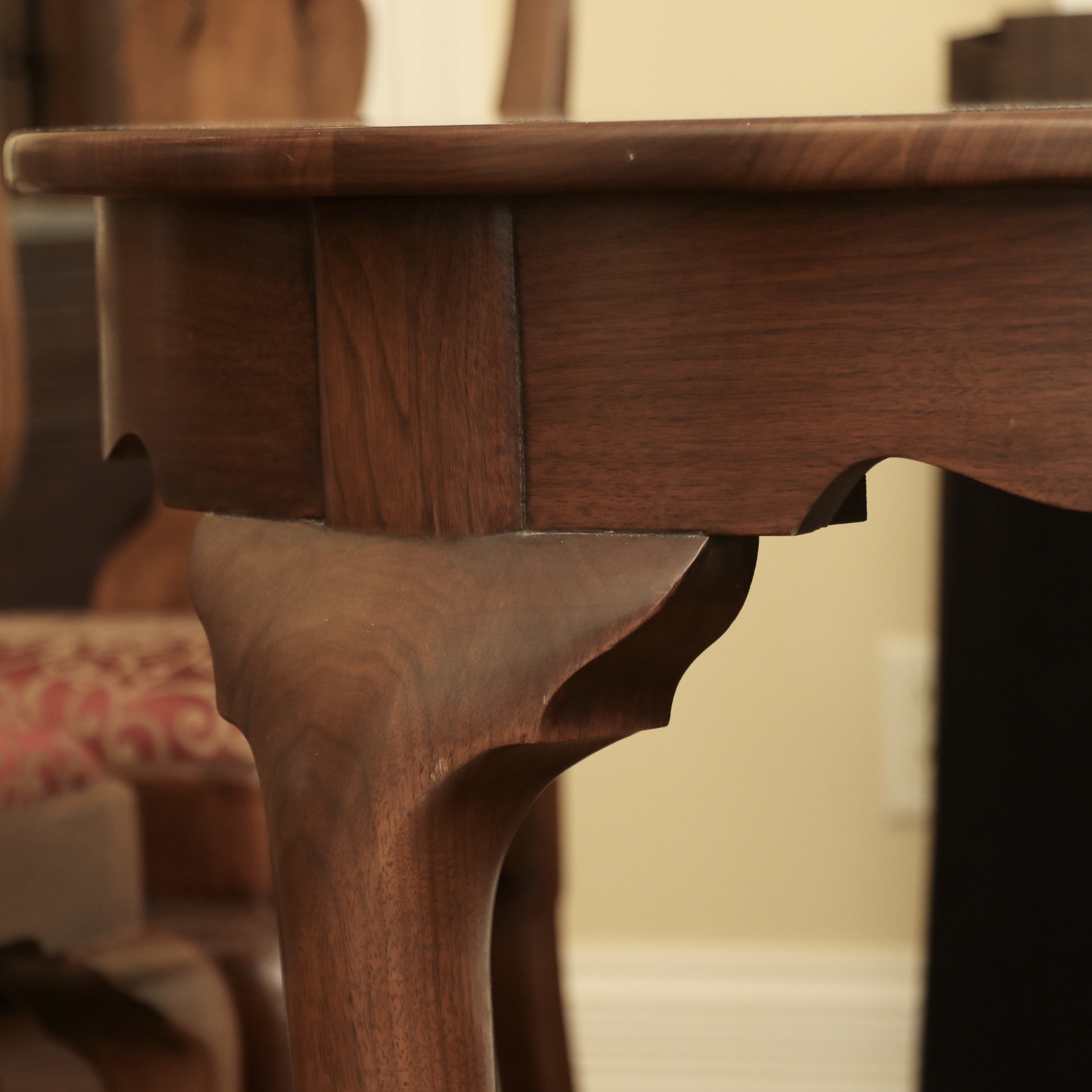 Henkel-Harris "Virginia Galleries" Queen Anne Style Black Walnut Dining Set