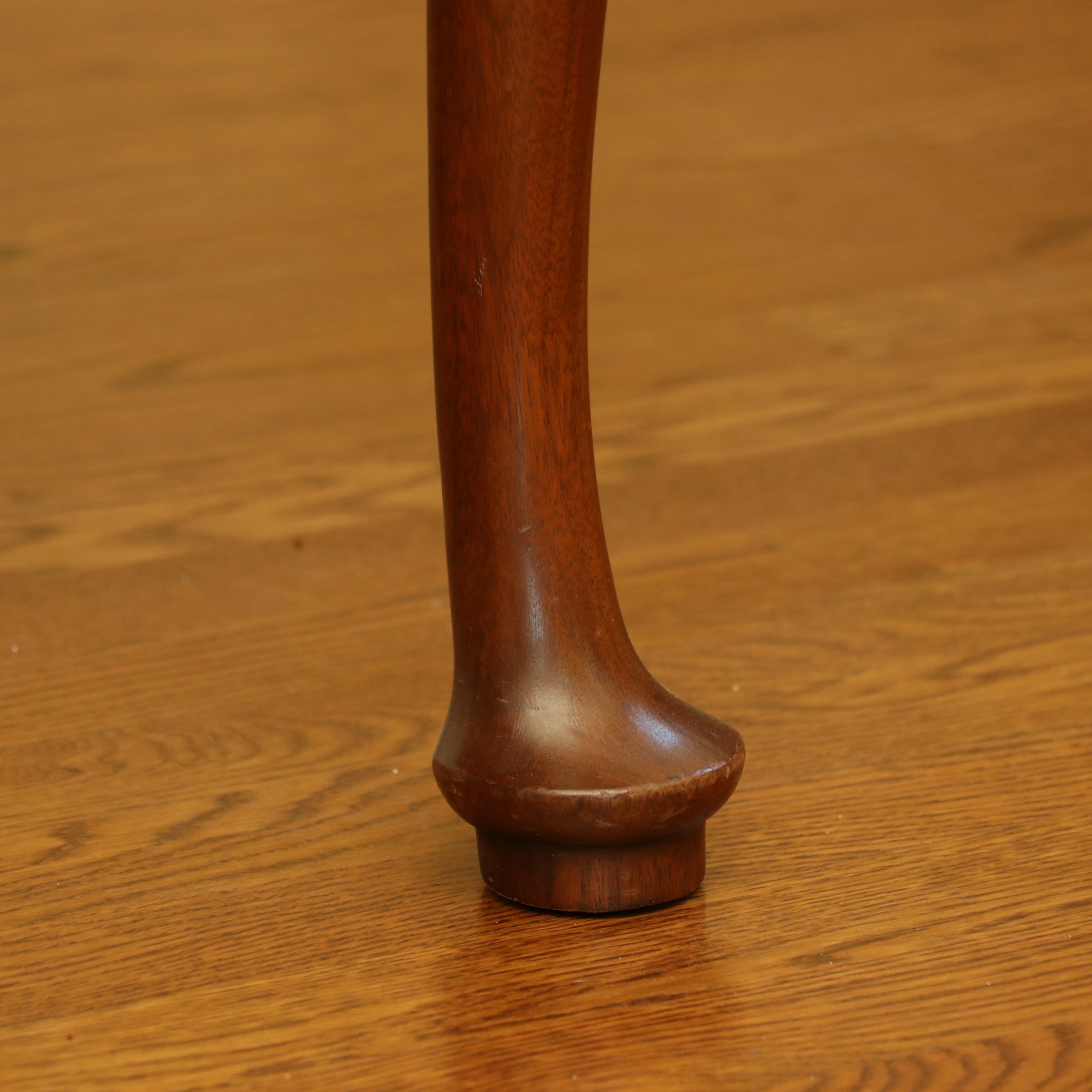 Henkel-Harris "Virginia Galleries" Queen Anne Style Black Walnut Dining Set