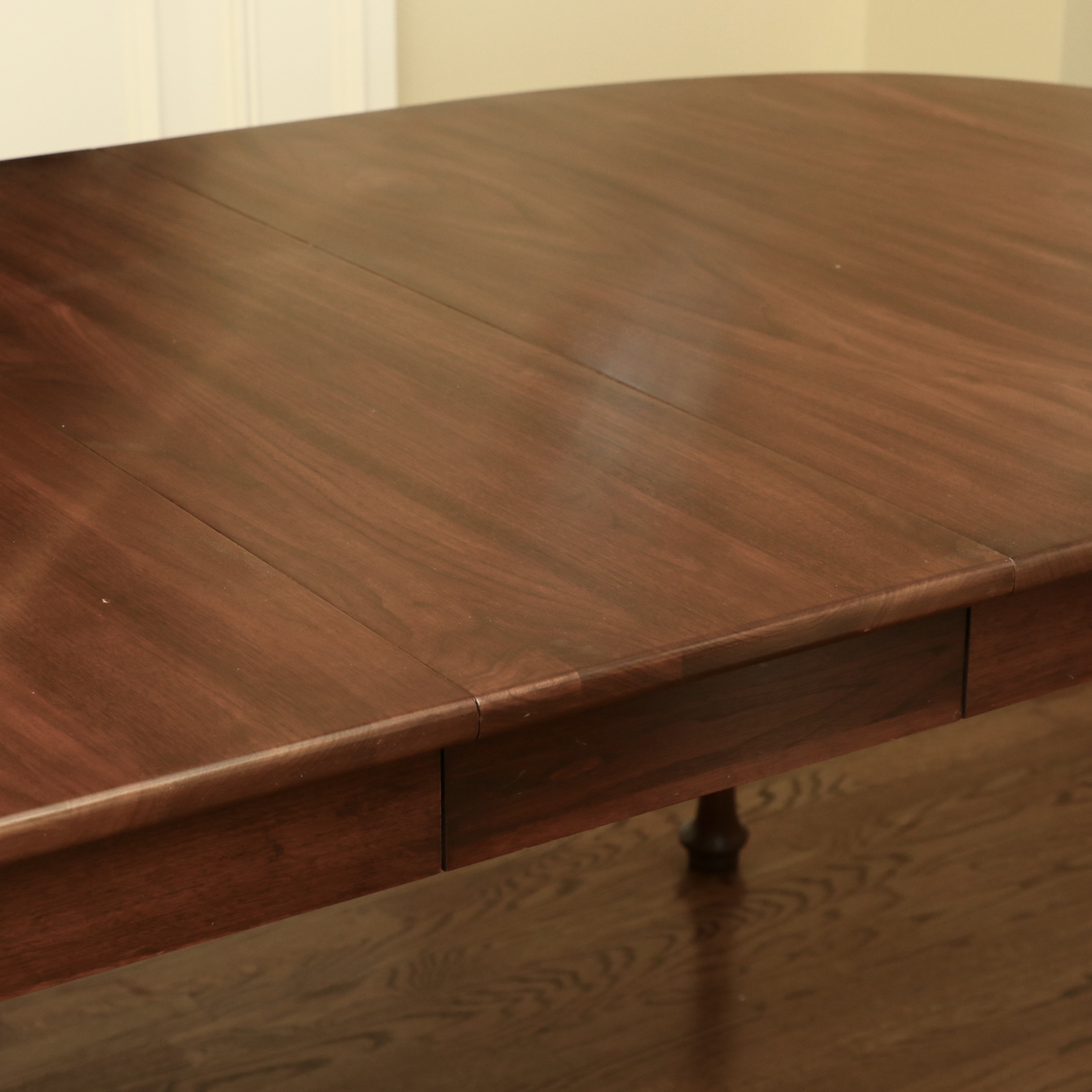 Henkel-Harris "Virginia Galleries" Queen Anne Style Black Walnut Dining Set