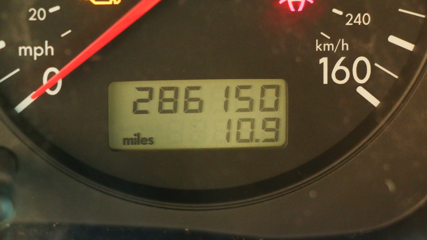 2006 Volkswagen Golf GLS TDI Hatchback in Black