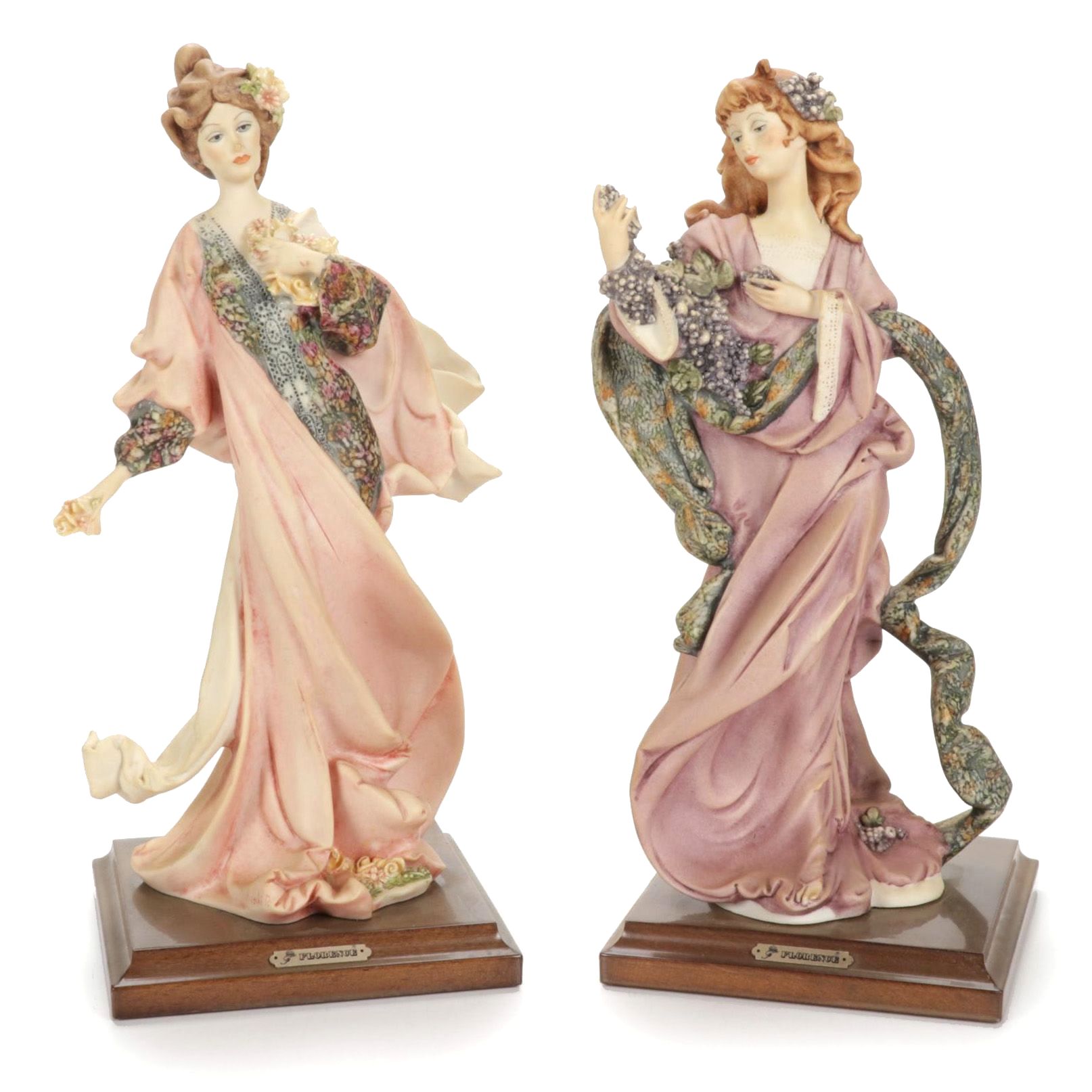 Giuseppe Armani Italian Florence Sculture d'Arte  Porcelain Figurines