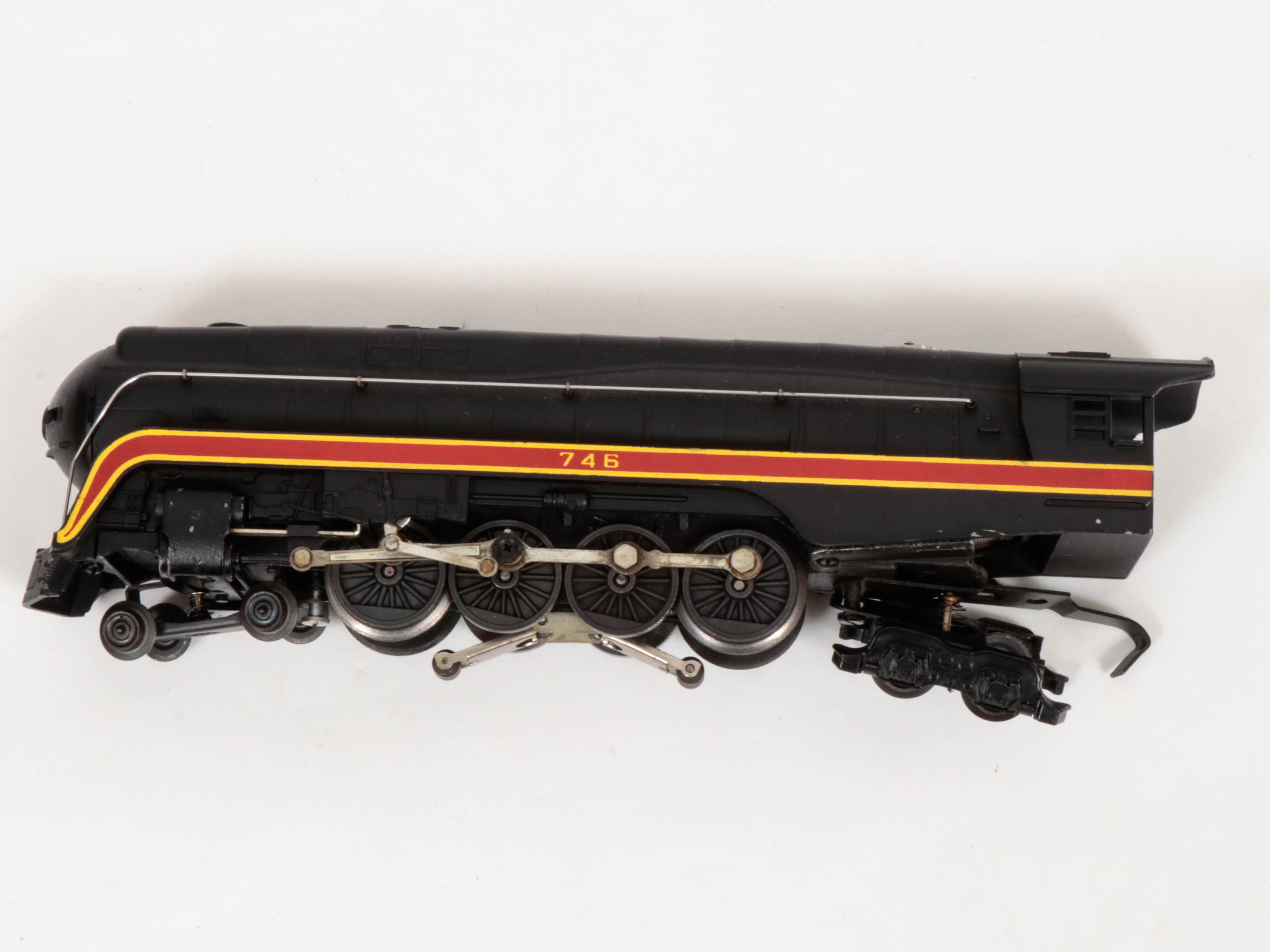 Lionel Train Cars and 746 Locomotive