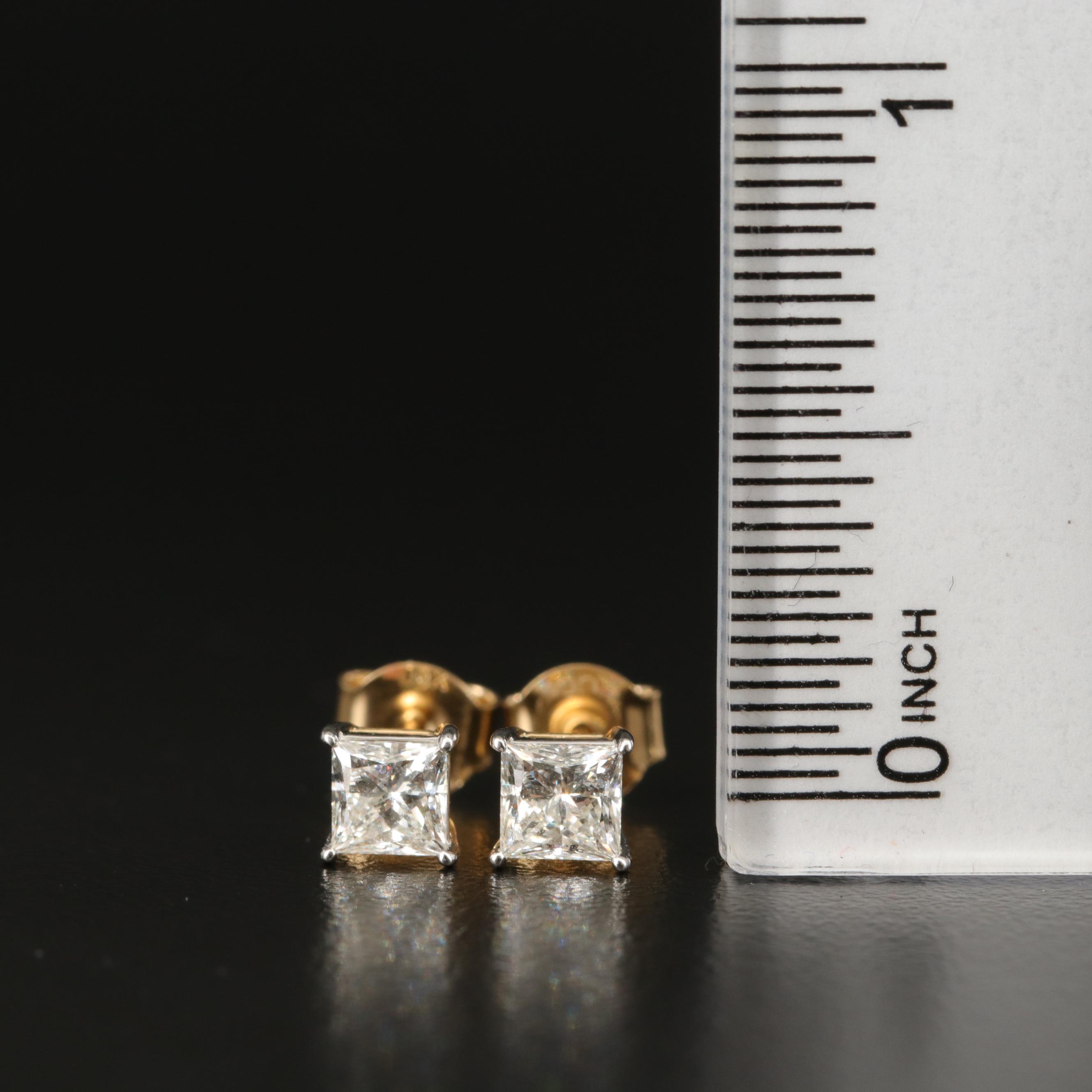 18K 0.82 CTW Diamond Stud Earrings