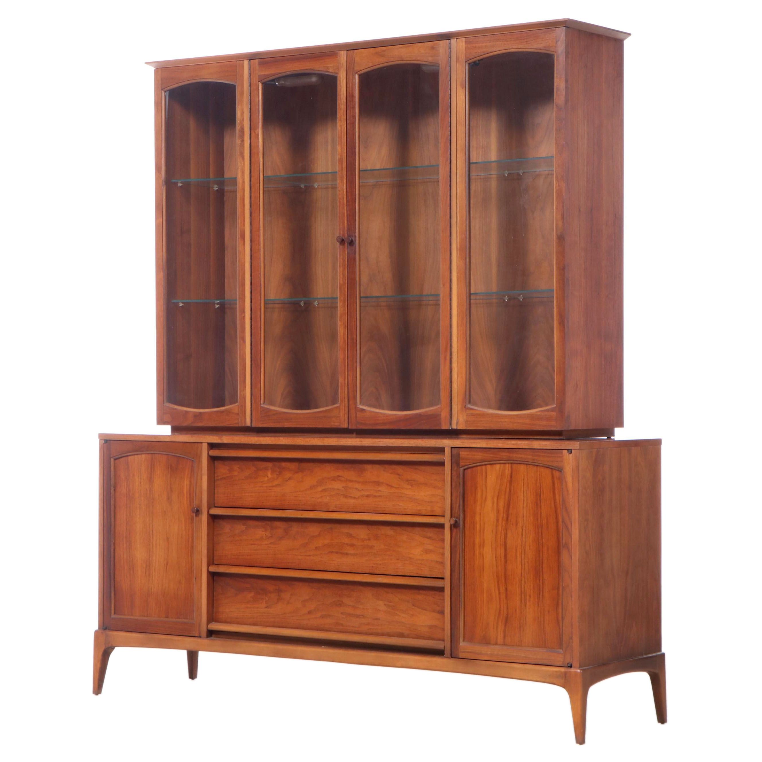 Lane "Rhythm" Mid Century Modern Walnut China Cabinet, 1960s