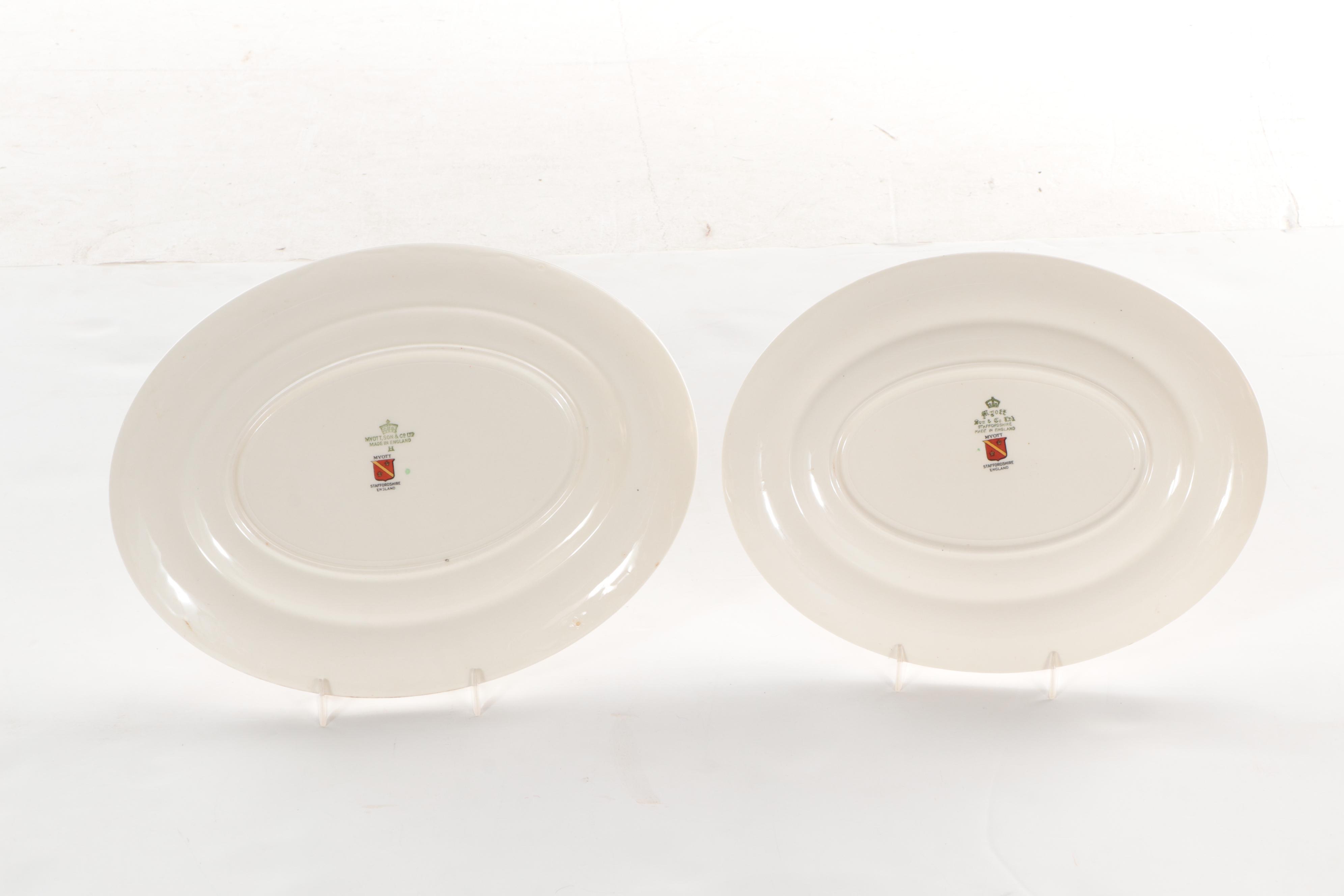Myott Staffordshire "Chelsea Bird" Earthenware China Dinnerware, Mid-20th C.
