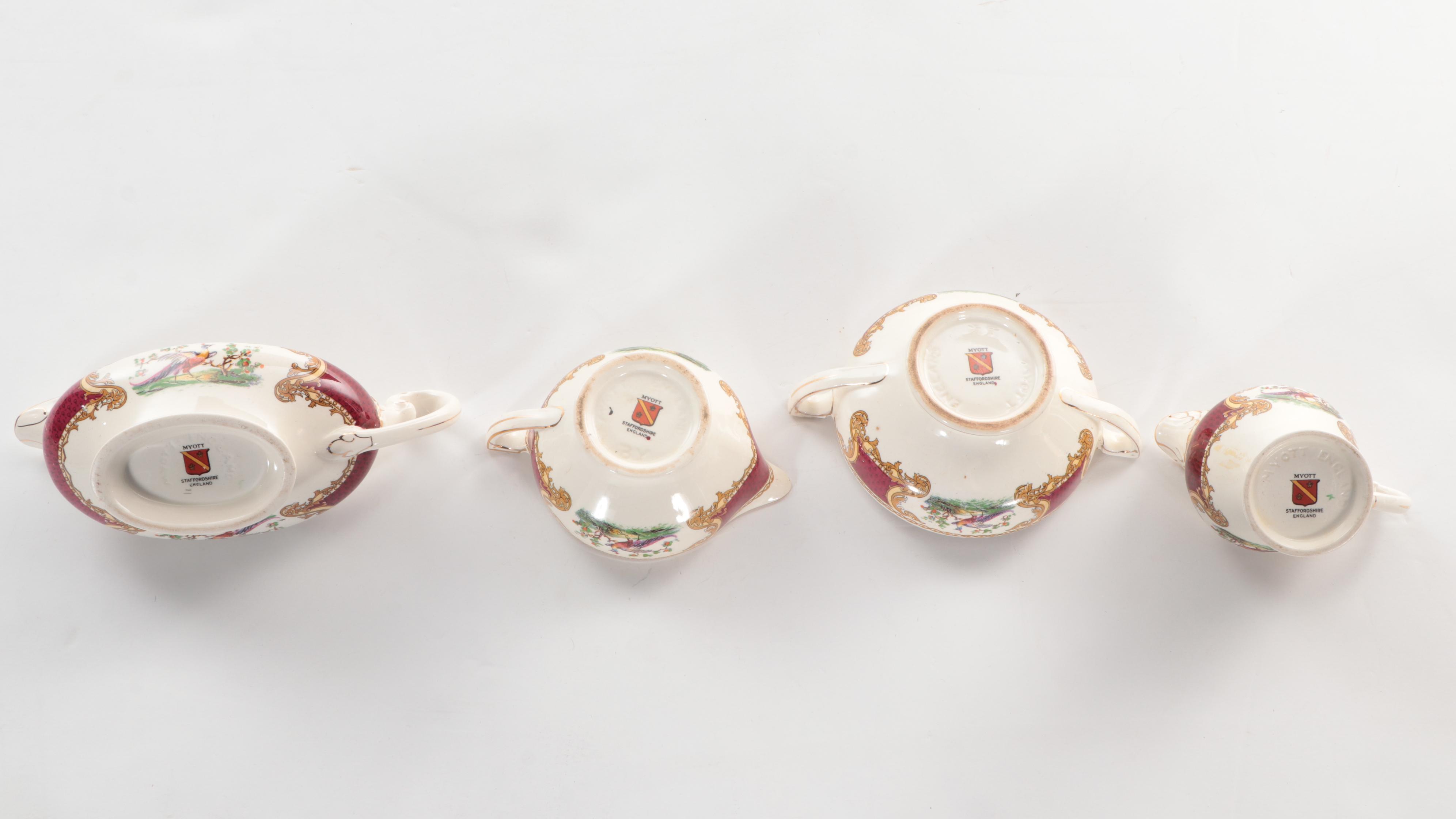 Myott Staffordshire "Chelsea Bird" Earthenware China Dinnerware, Mid-20th C.