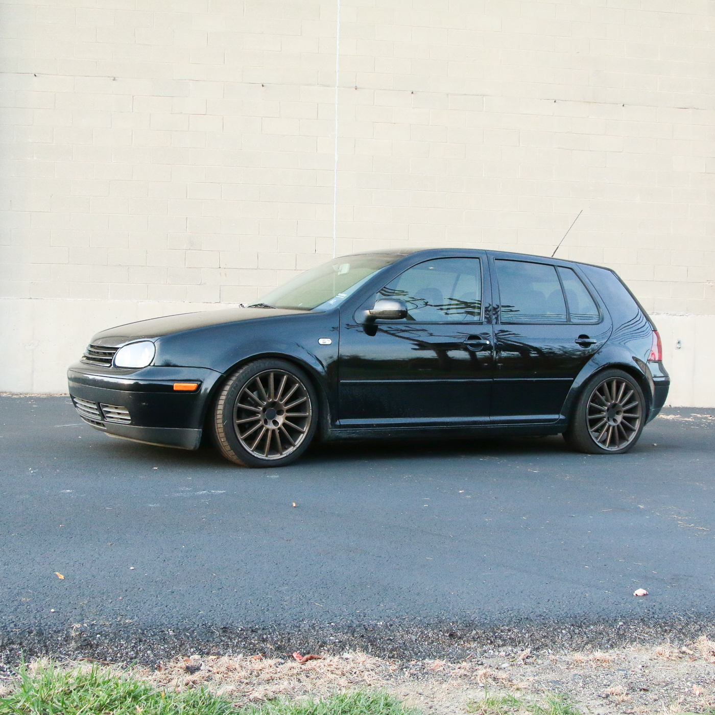 2006 Volkswagen Golf GLS TDI Hatchback in Black