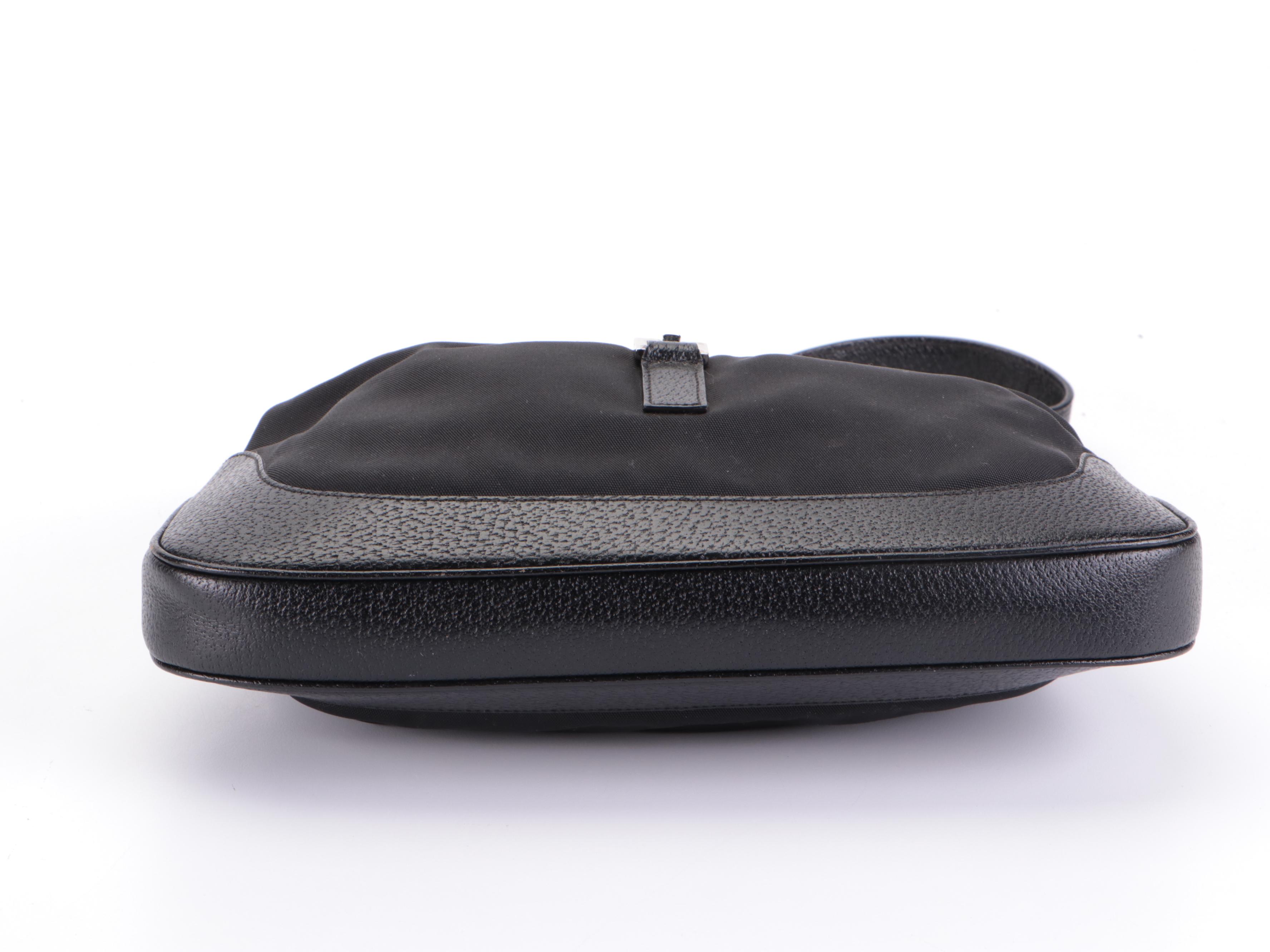 Gucci Jackie Hobo Shoulder Bag in Black Nylon Canvas and Leather