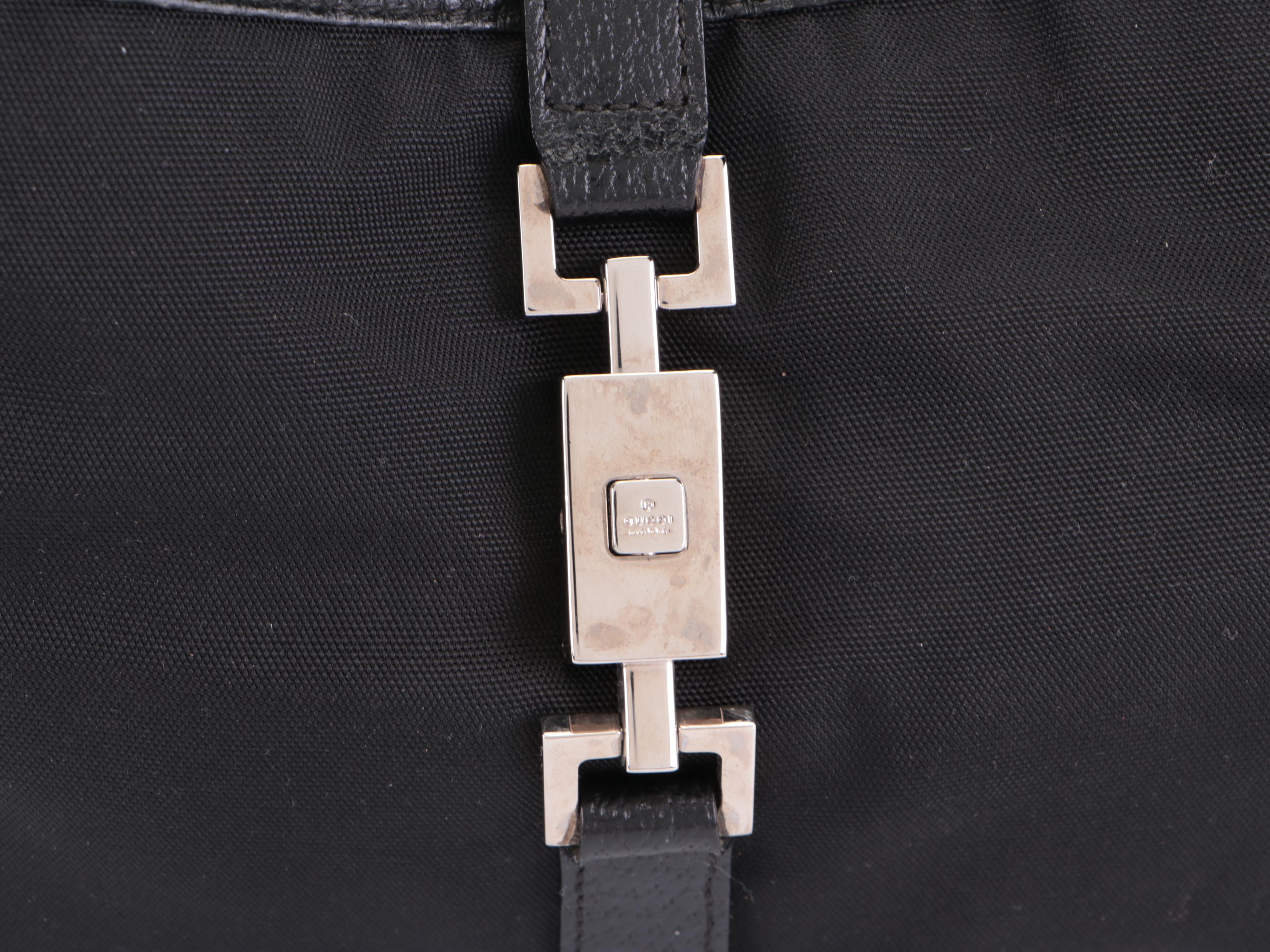 Gucci Jackie Hobo Shoulder Bag in Black Nylon Canvas and Leather