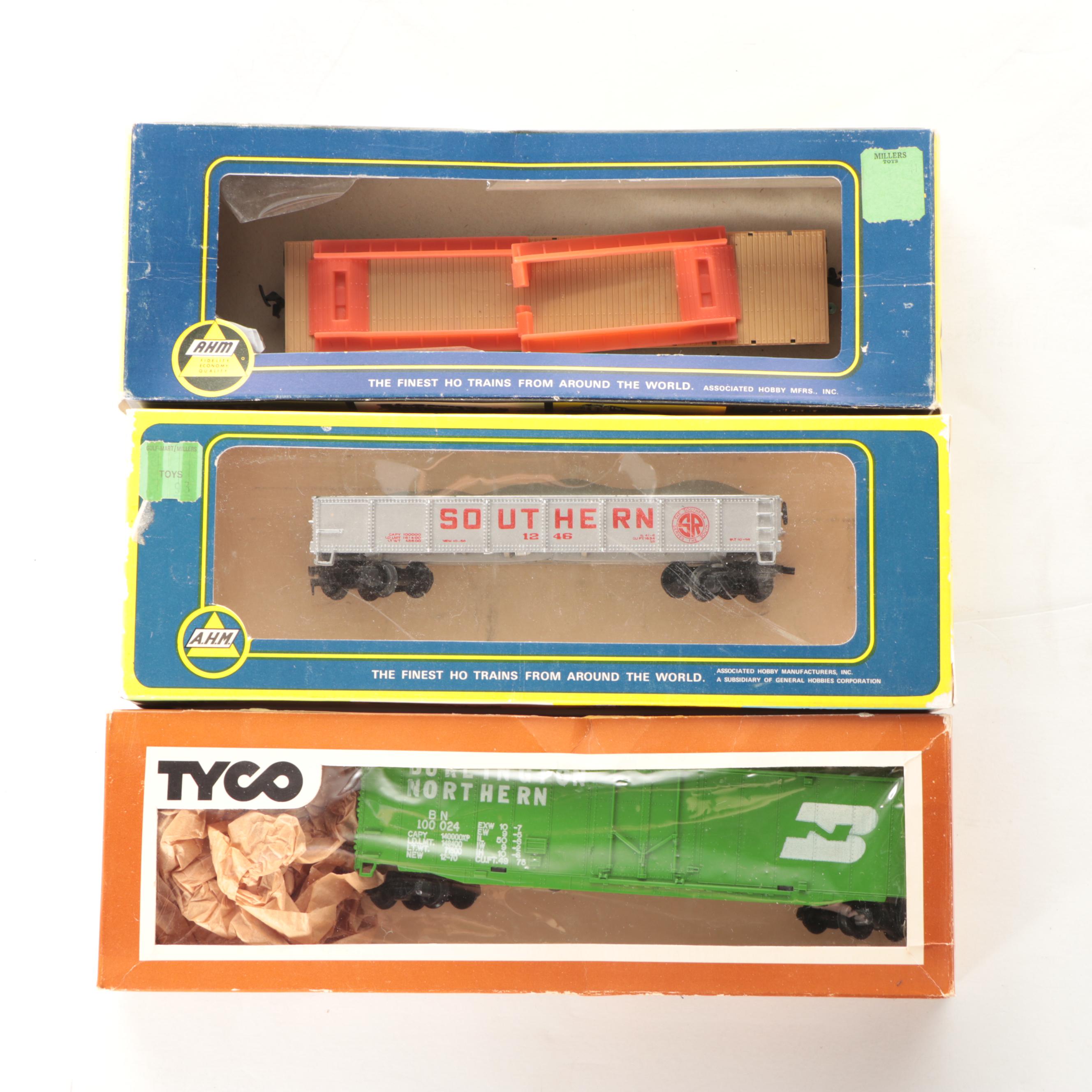 Ahm, Tyco HO Scale Model Railroad Freight Trains, Locomotive