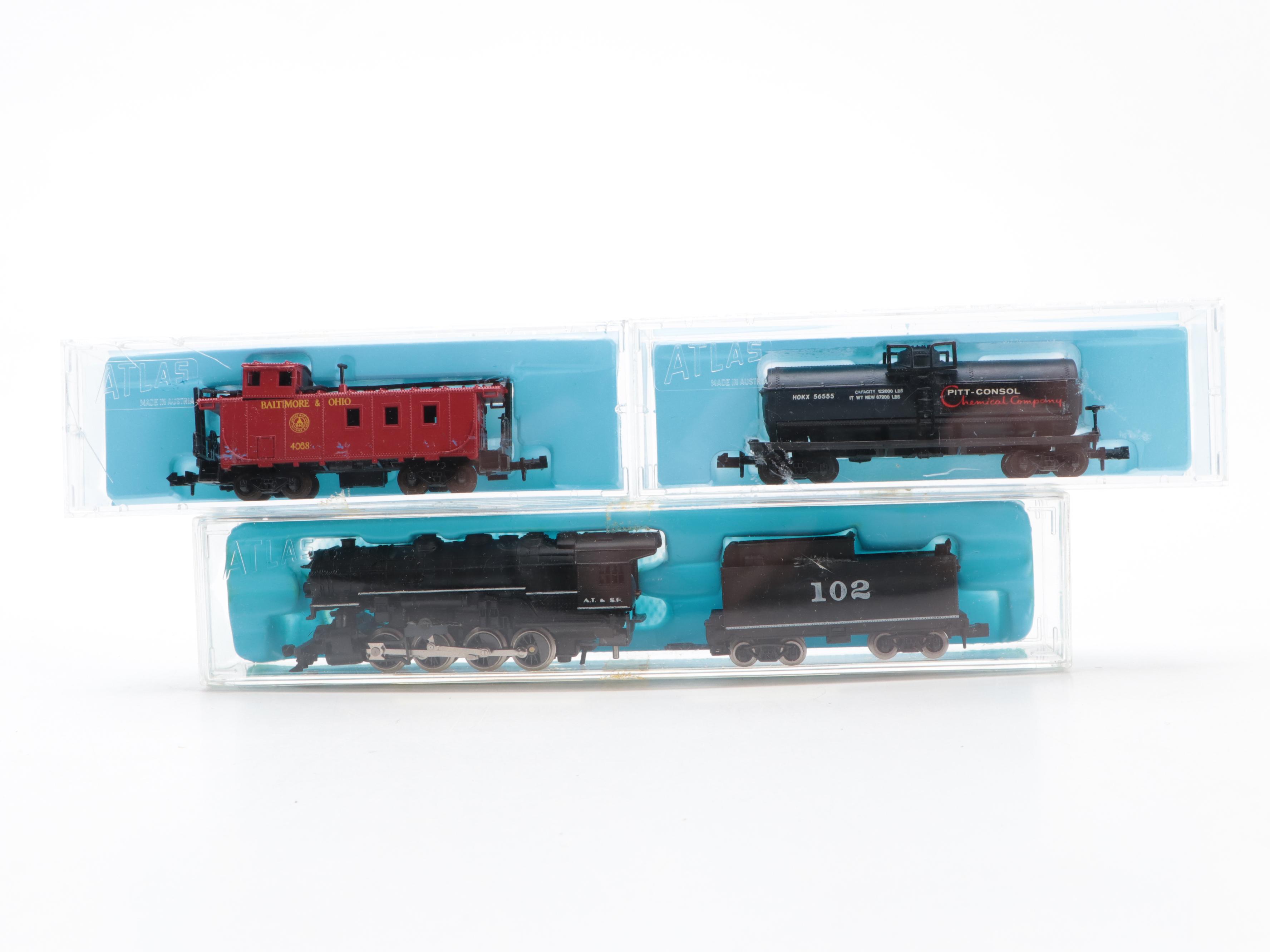 Atlas N Gauge Electric Train with Transformer, Freight Cars, Locomotive, Track