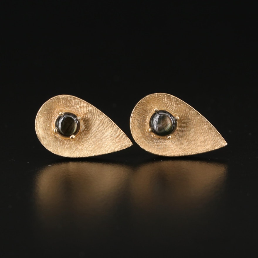 Vintage 14K Black Star Sapphire Cufflinks with Florentine Finish