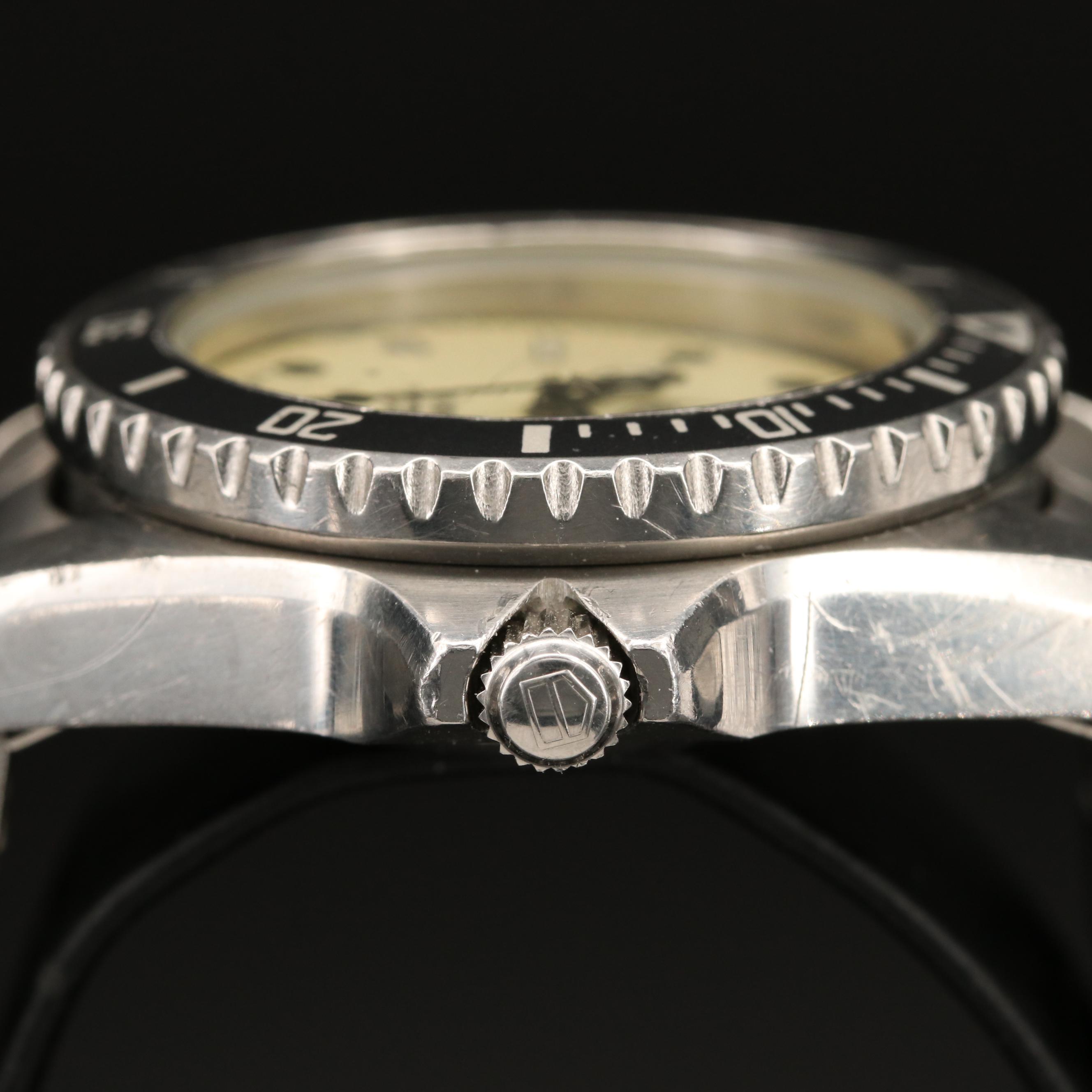 Vintage TAG Heuer 1000 Professional 200 Meters Stainless Steel Watch