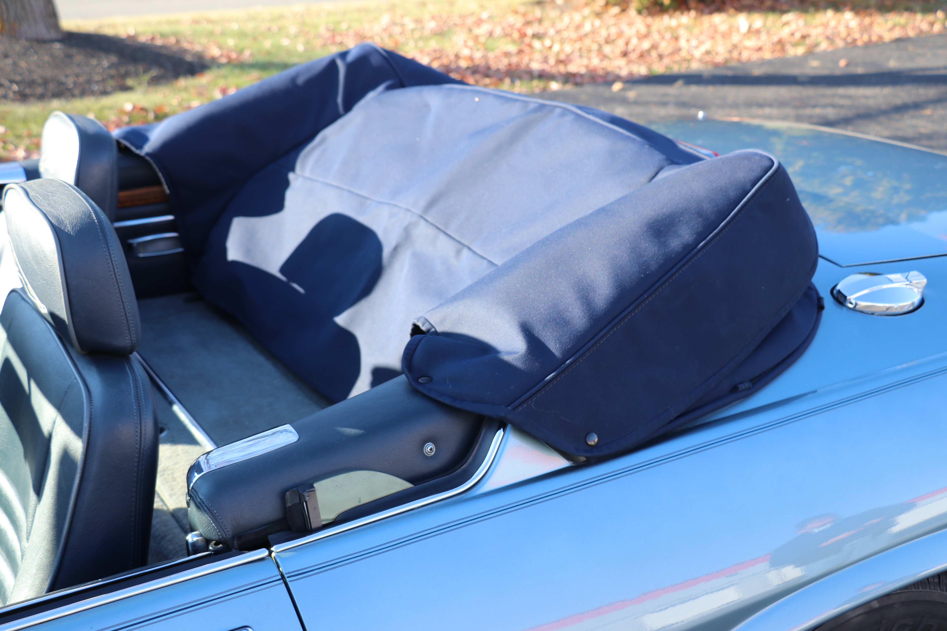 1990 Jaguar XJS Diamond Blue Convertible