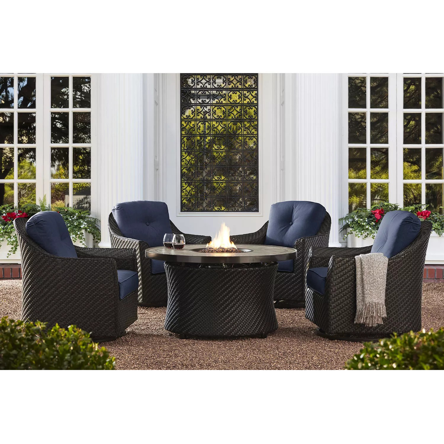 Member's Mark Agio Heritage Collection 5-Piece Fire Chat Set in Indigo
